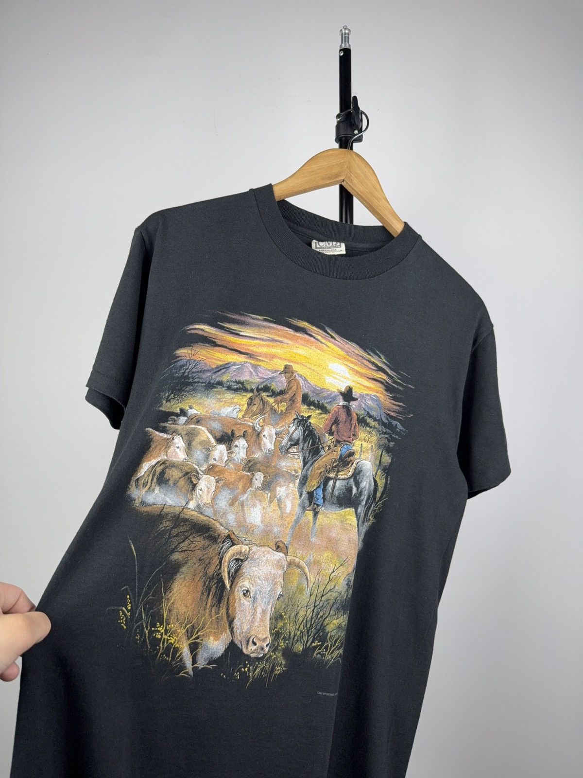 Cowboy Equipment × Vintage Vintage 1994 USA Dali Cowboy Cattle Drive Graphic T-Shirt Size US M / EU 48-50 / 2 - 6 Thumbnail