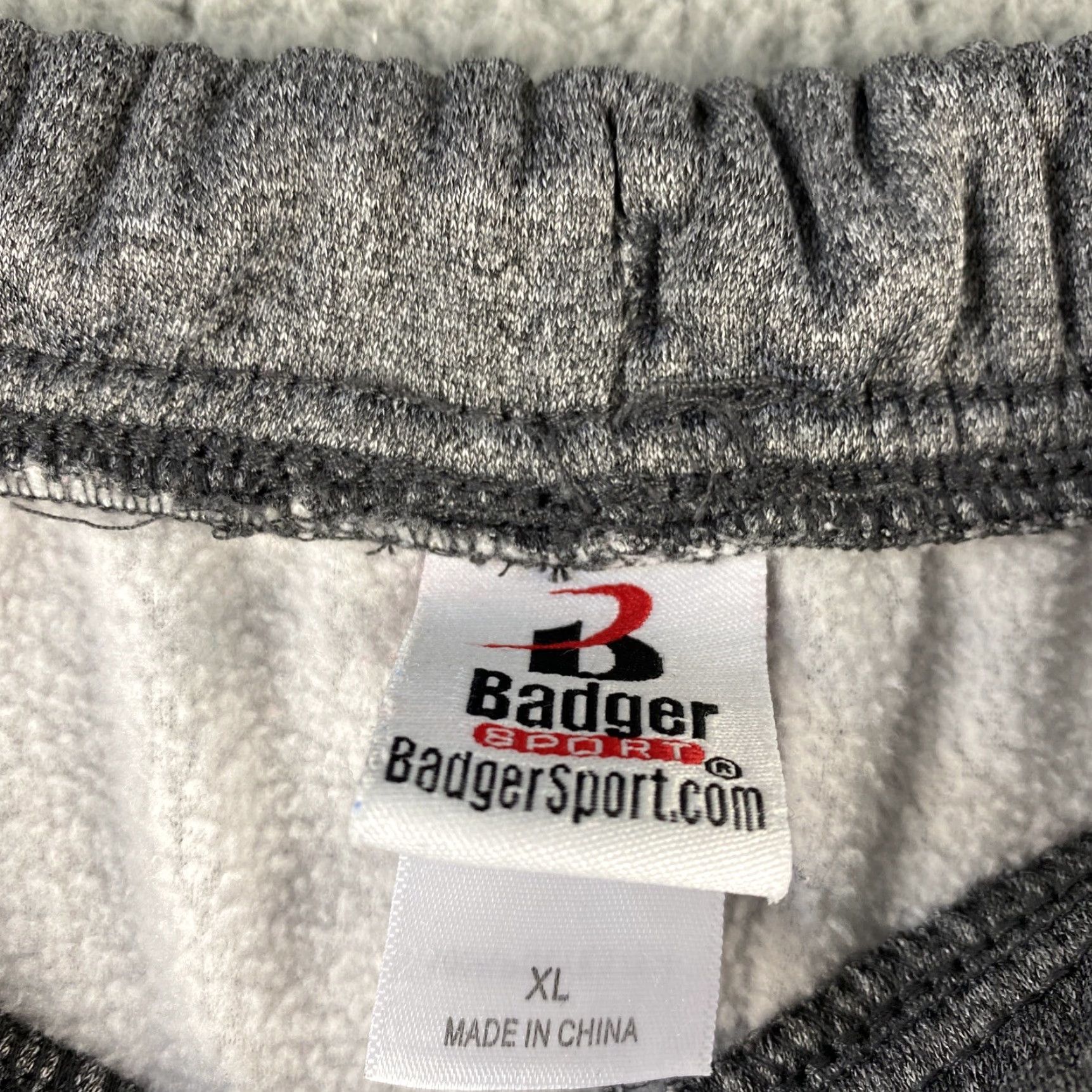 Vintage Badger Sport Sweatpants Men XL Gray Athletic Warm-Up Track Pants Pockets Mens Size US 34 / EU 50 - 4 Thumbnail