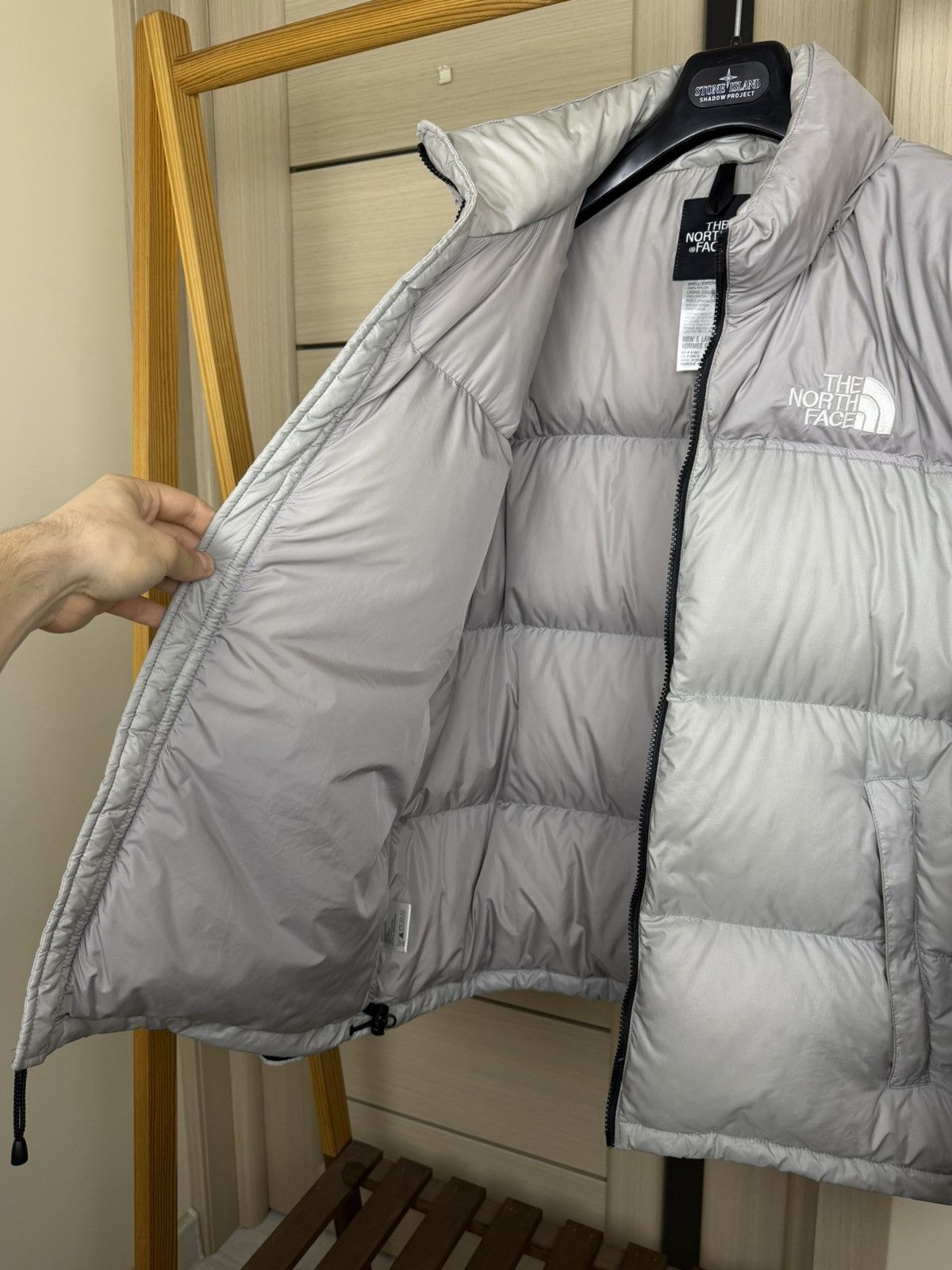 The North Face The North Face 1996 Retro Nuptse 700 Jacket Silver Grey Size US L / EU 52-54 / 3 - 10 Thumbnail