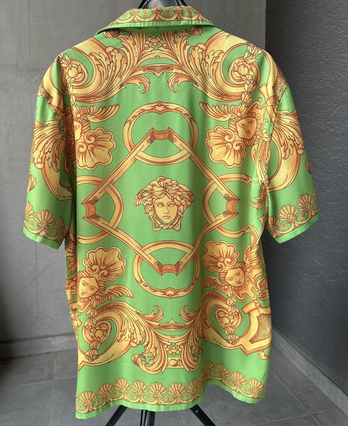 Versace Versace Silk Barocco Medusa shirt Size US L / EU 52-54 / 3 - 4 Thumbnail