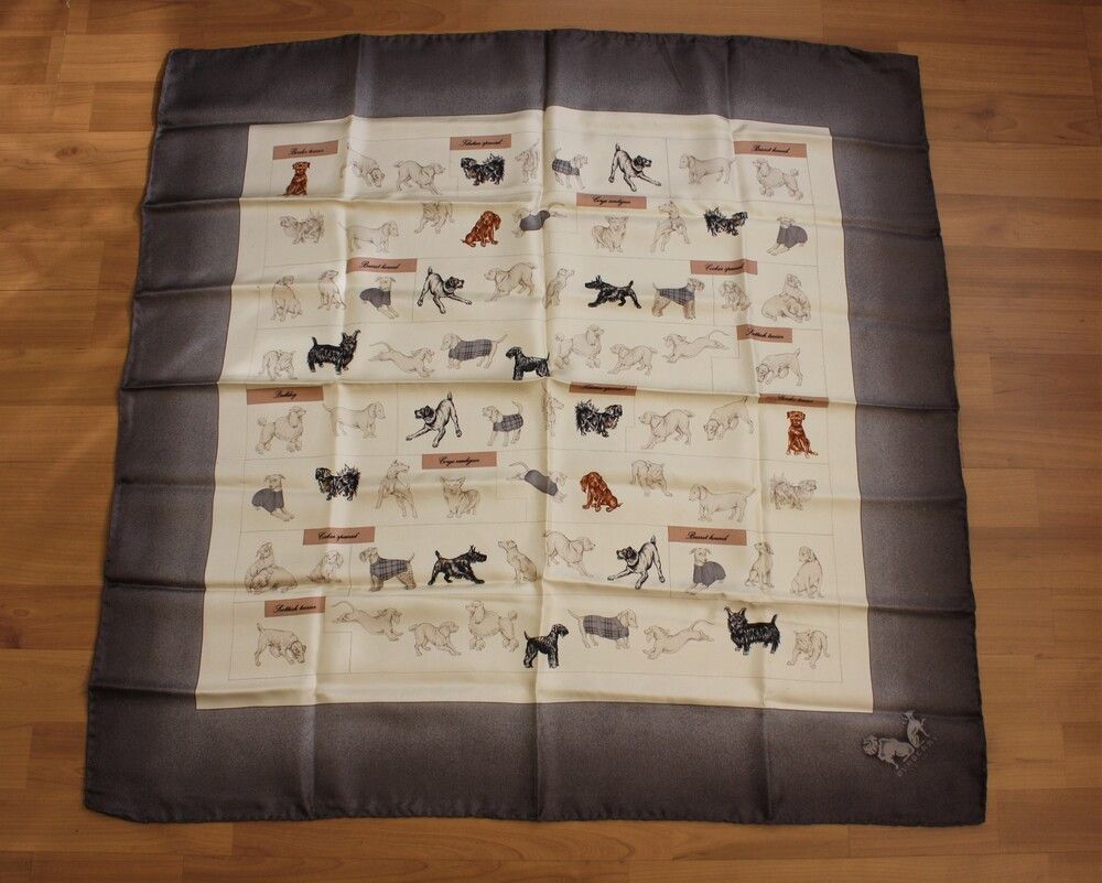 Burberry Shawl scarf Burberry silk dogs 86*86 cm Size ONE SIZE - 1 Thumbnail