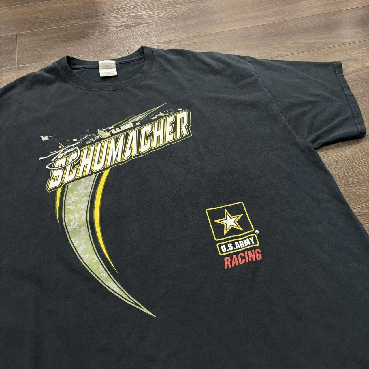 Gildan vintage Tony Schumacher us army racing T Shirt 2012 XL Size US XL / EU 56 / 4 - 2 Thumbnail