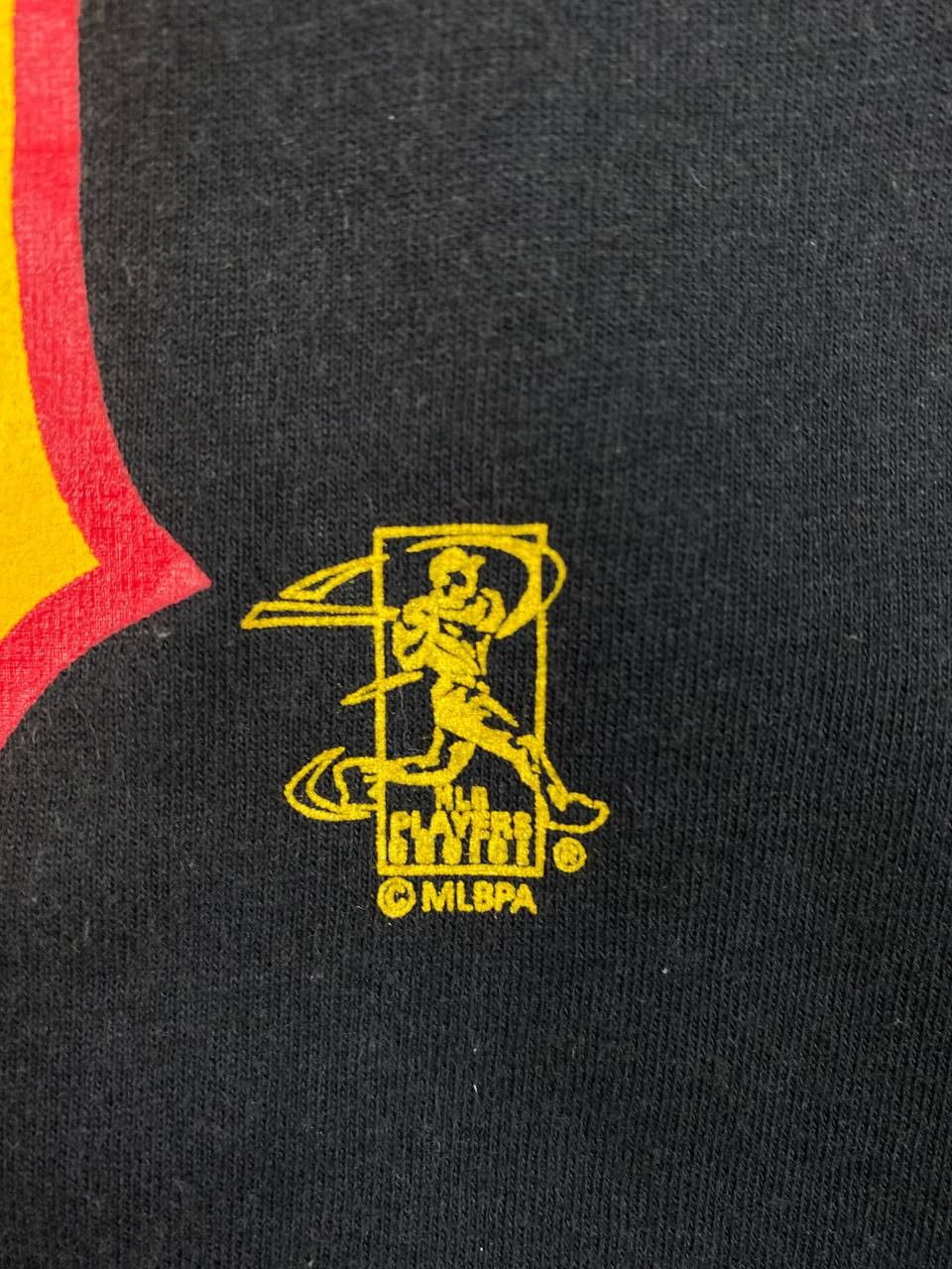 MLB vintage 90s pirates mlb tee sunfaded Size US L / EU 52-54 / 3 - 8 Thumbnail