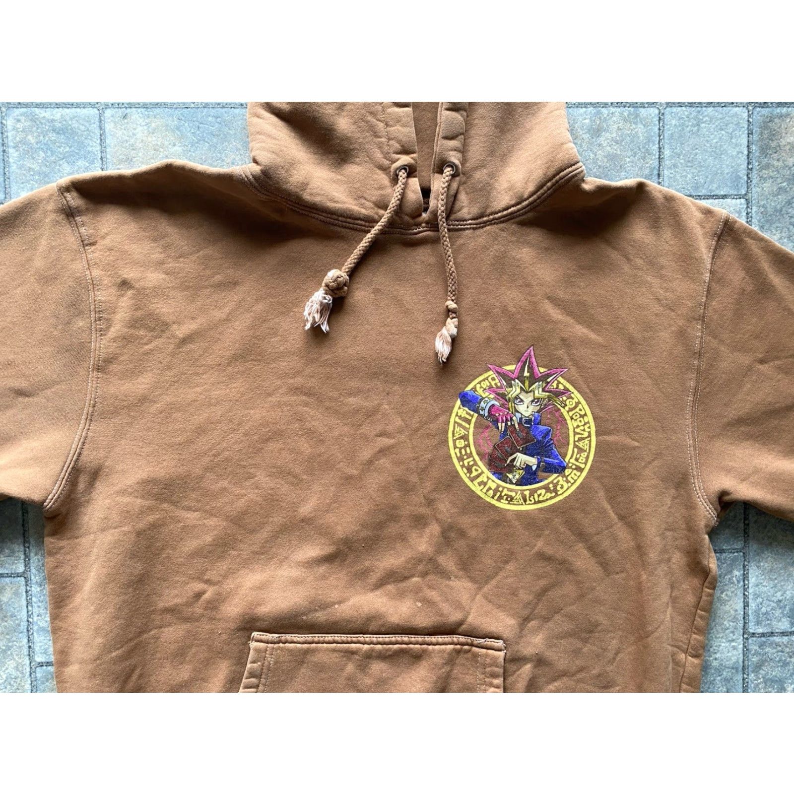Hypland Hypland Hoodie Brown Men’s Medium Pullover Anime Yugioh Pullover Hoodie M Brown Men Anime 90s? Size US M / EU 48-50 / 2 - 4 Thumbnail