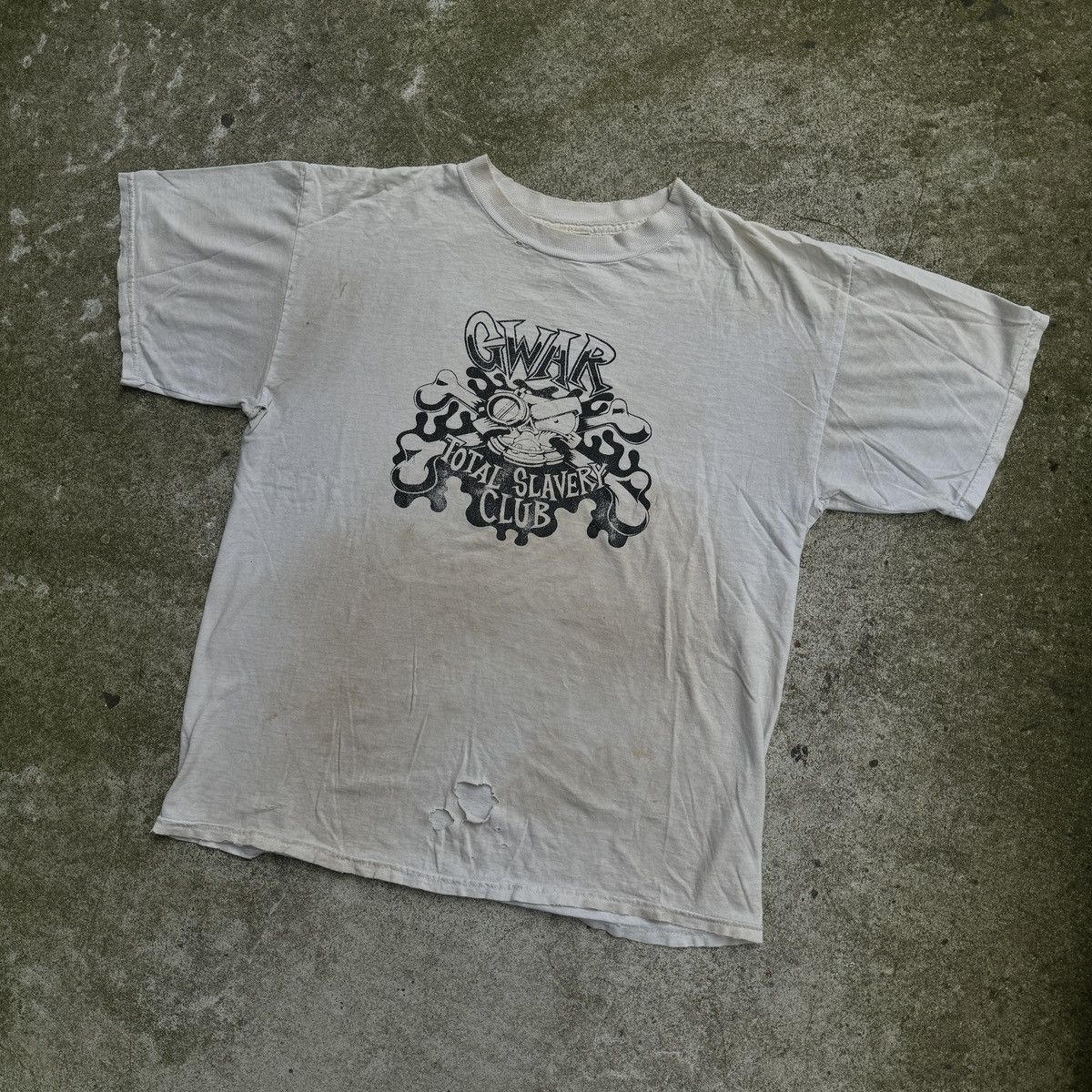 Band Tees Gwar Thrashed Distressed Stained Shirt Punk Grunge ERD Size US L / EU 52-54 / 3 - 13 Thumbnail