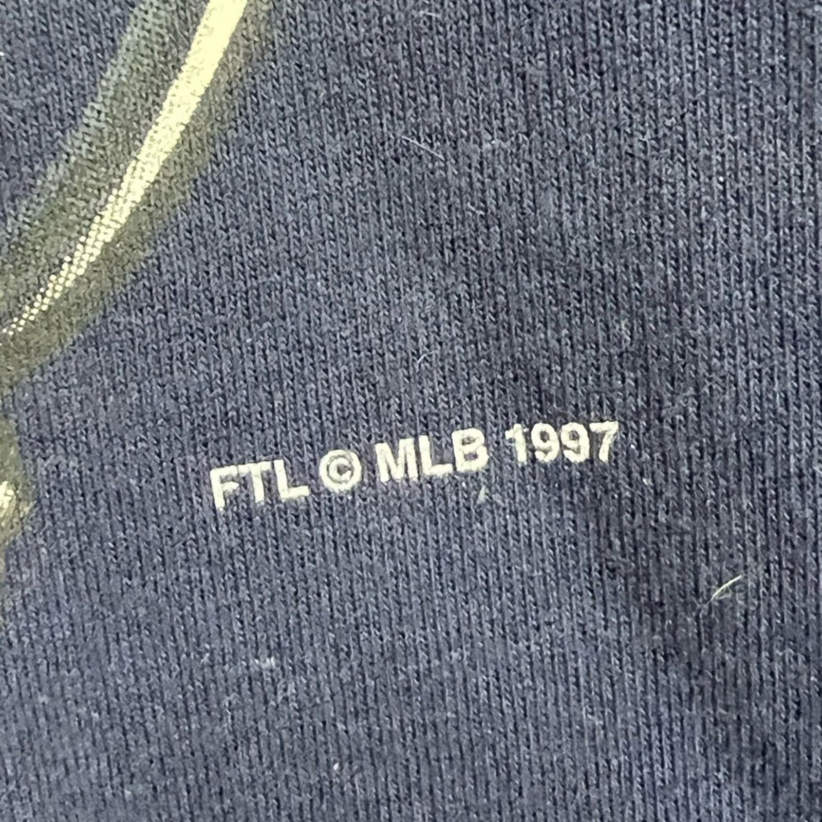 MLB Vintage 90’s NY Yankees Single Stitch Graphic Shirt USA Made Size US XL / EU 56 / 4 - 5 Thumbnail