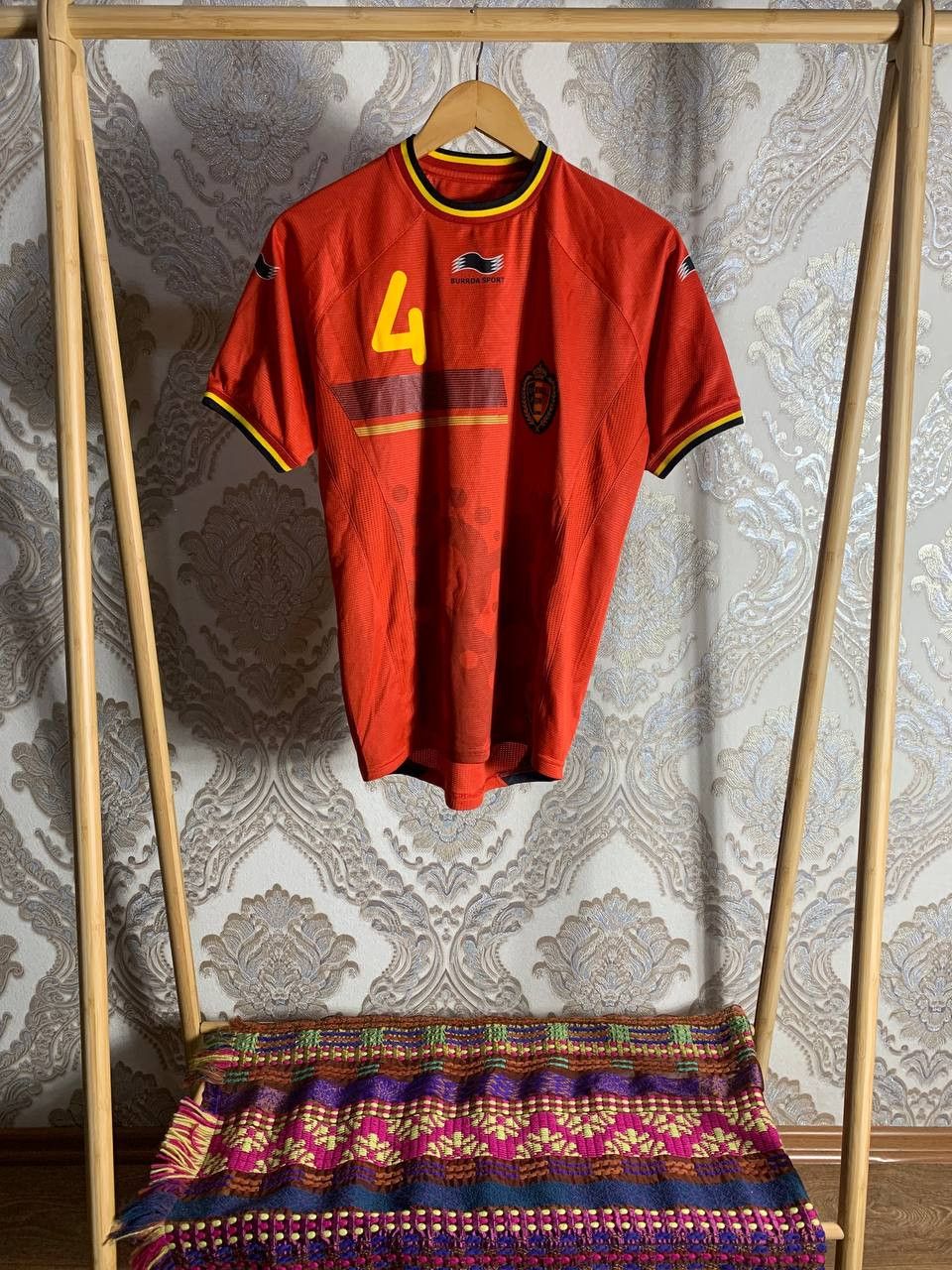 Vintage Very Rare Belgium Kompany 4 Retro Soccer Jersey Bayer Y2K Size US S / EU 44-46 / 1 - 2 Thumbnail