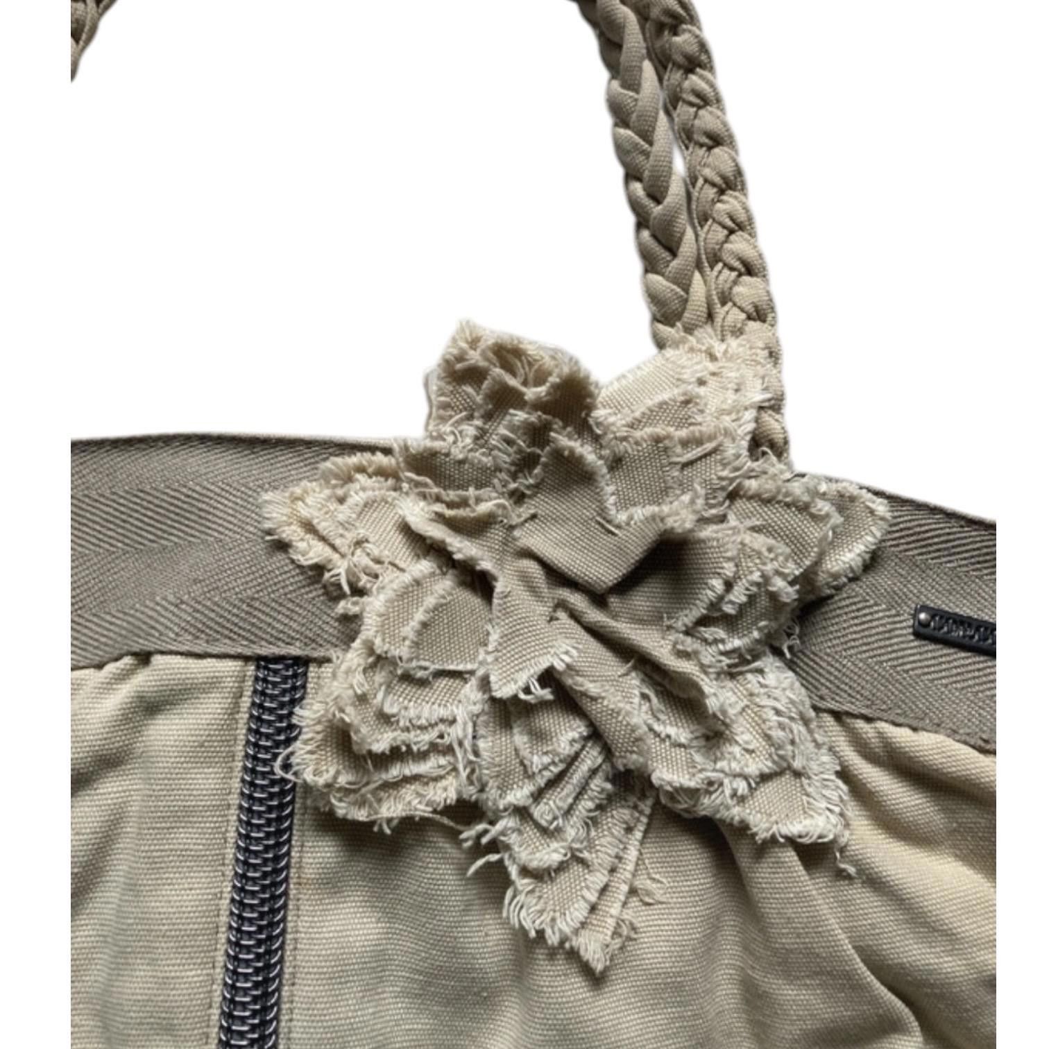 Cop Copine The Cop Copine Floral Cross Zipper Bag Size ONE SIZE - 6 Thumbnail