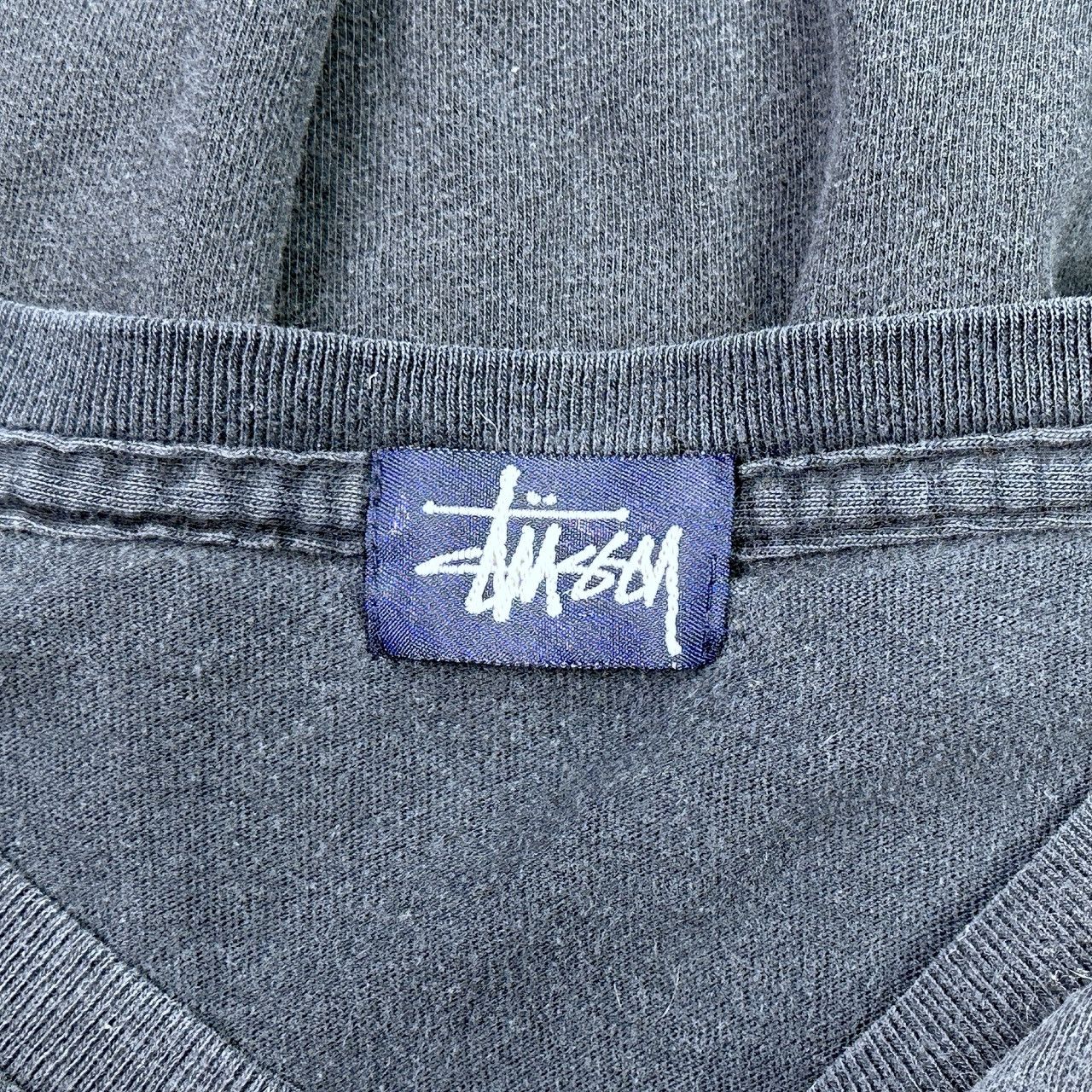 Stussy × Vintage Vintage Stussy Gray V-Neck Blank Tee Size Large Size US L / EU 52-54 / 3 - 4 Thumbnail