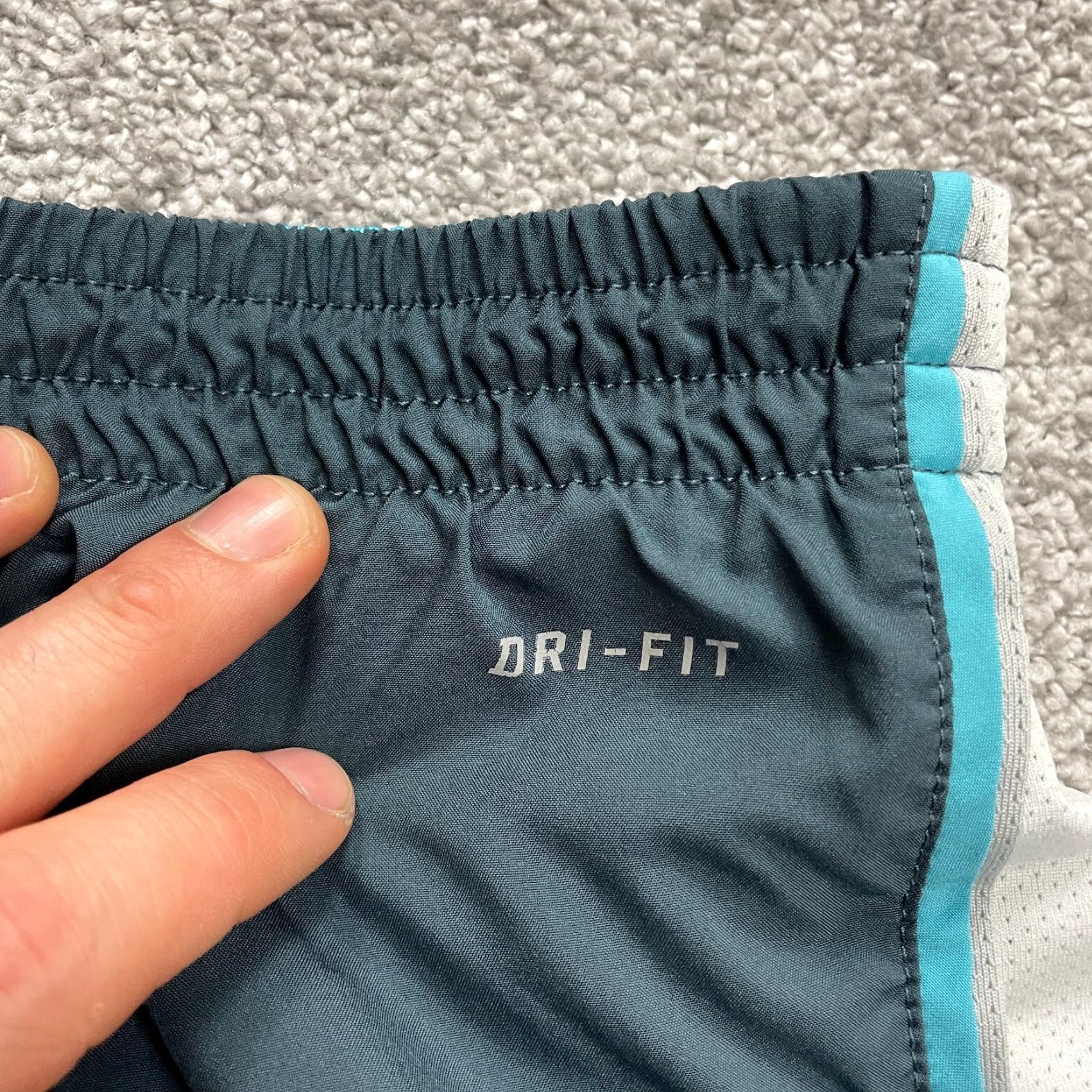Nike Nike Dri-Fit Active Shorts Women M Blue Elastic Waist Athletic Running 30x4 Size 32" / US 10 / IT 46 - 3 Thumbnail
