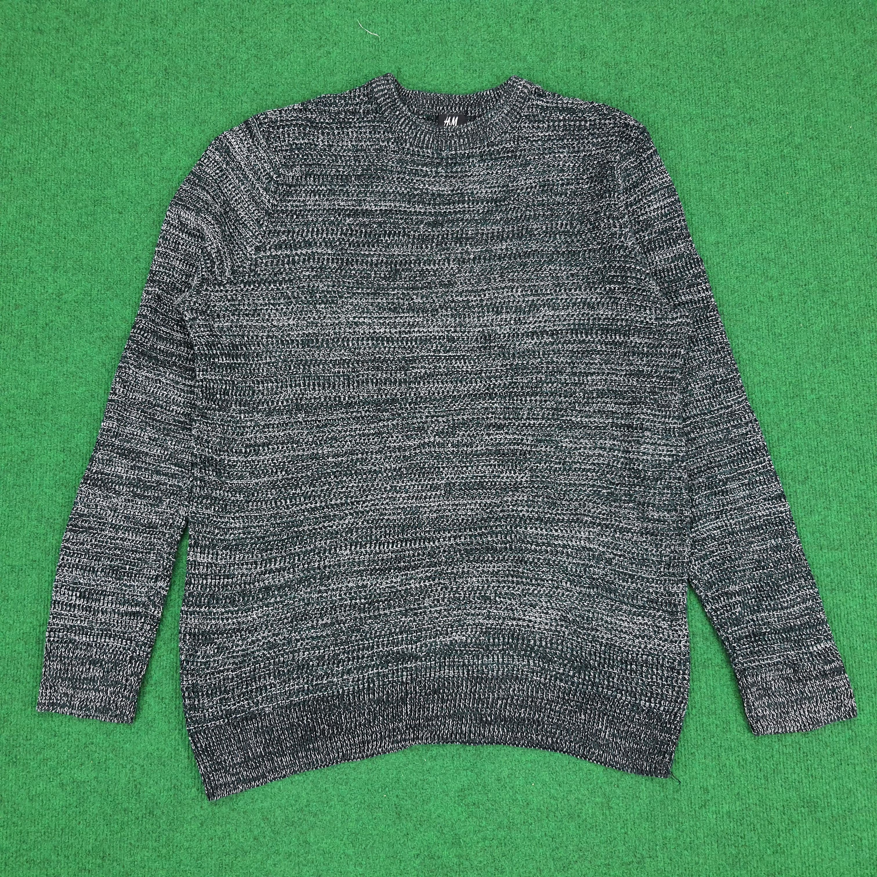 Japanese Brand Vintage H&M Knitted Winter Session Sweatshirt Size US L / EU 52-54 / 3 - 1 Thumbnail