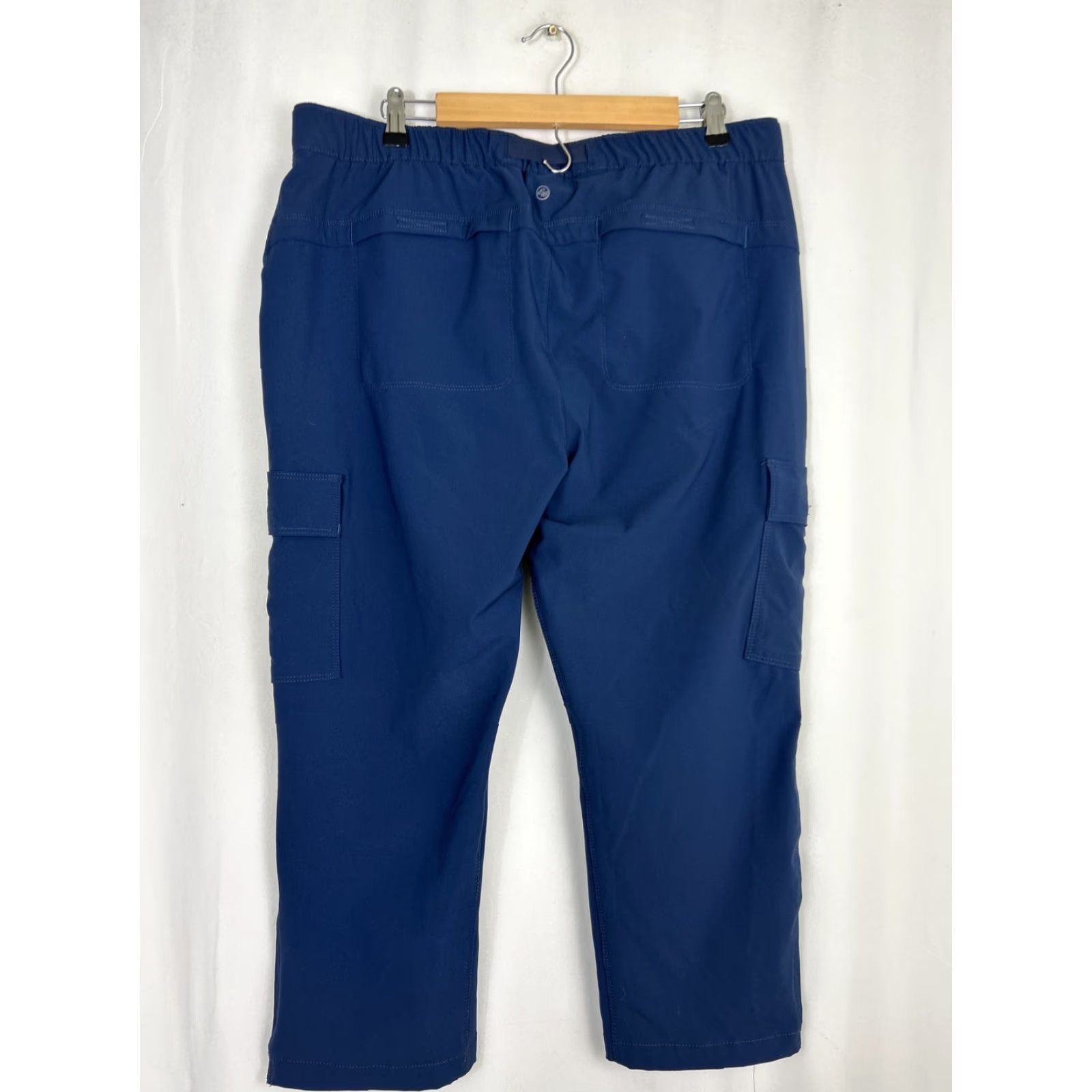Eddie Bauer Eddie Bauer Womens Size 16 Travex Belted Navy Pants Cargo Cropped 36x23 Size 38" / US 16 / IT 52 - 7 Thumbnail
