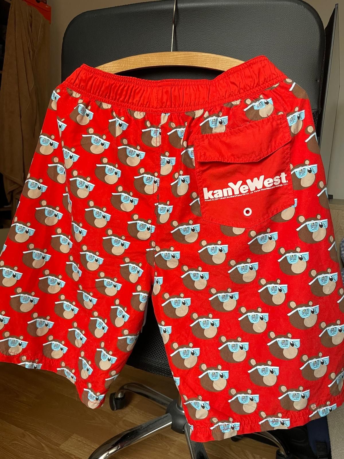 Takashi Murakami Kanye West x Takashi Murakami 2007 shorts Size US 28 / EU 44 - 1 Thumbnail