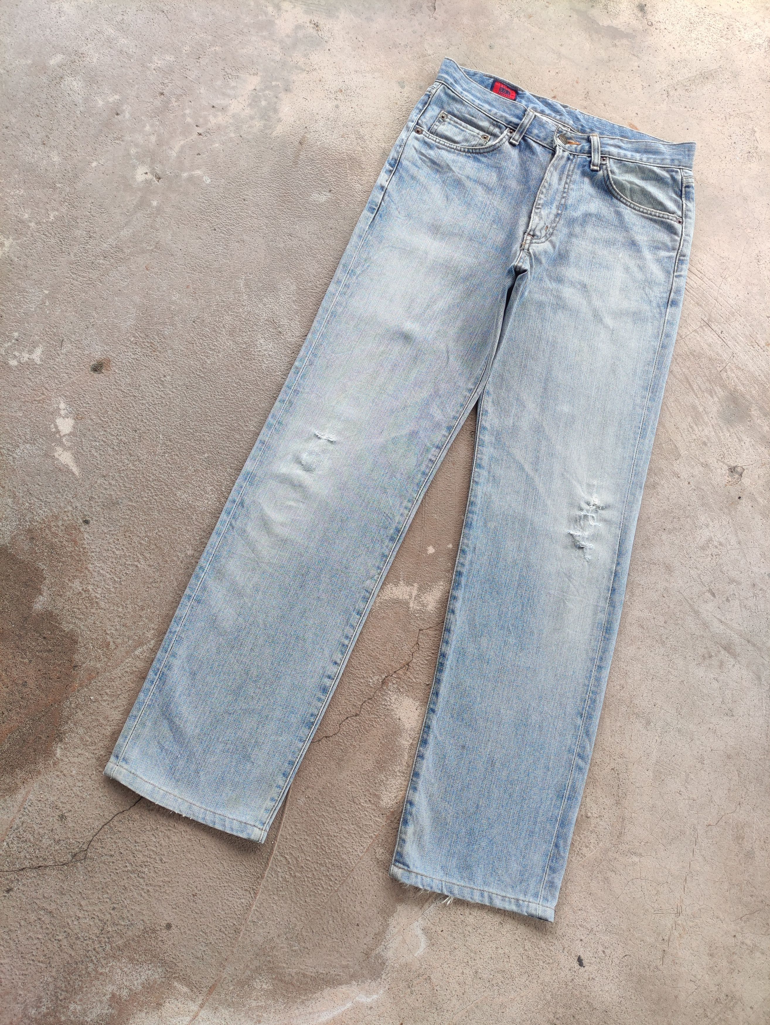 Edwin Vintage Edwin 503 Japan Jean Distressed Faded Denim Size US 32 / EU 48 - 2 Thumbnail