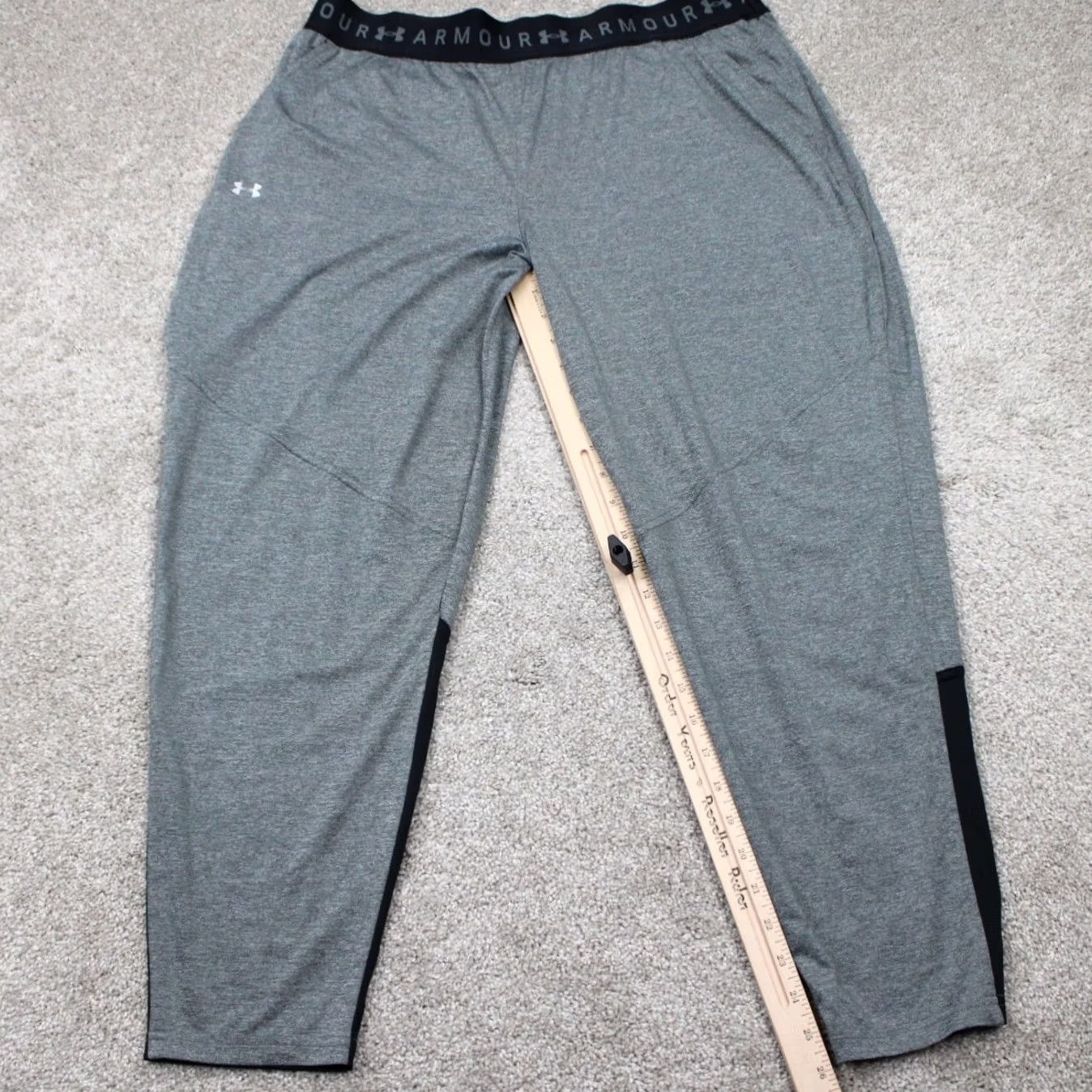Under Armour Under armour Pants Womens XL Gray Jogger Sport HeatGear inseam Size 40" / US 18 - 3 Thumbnail