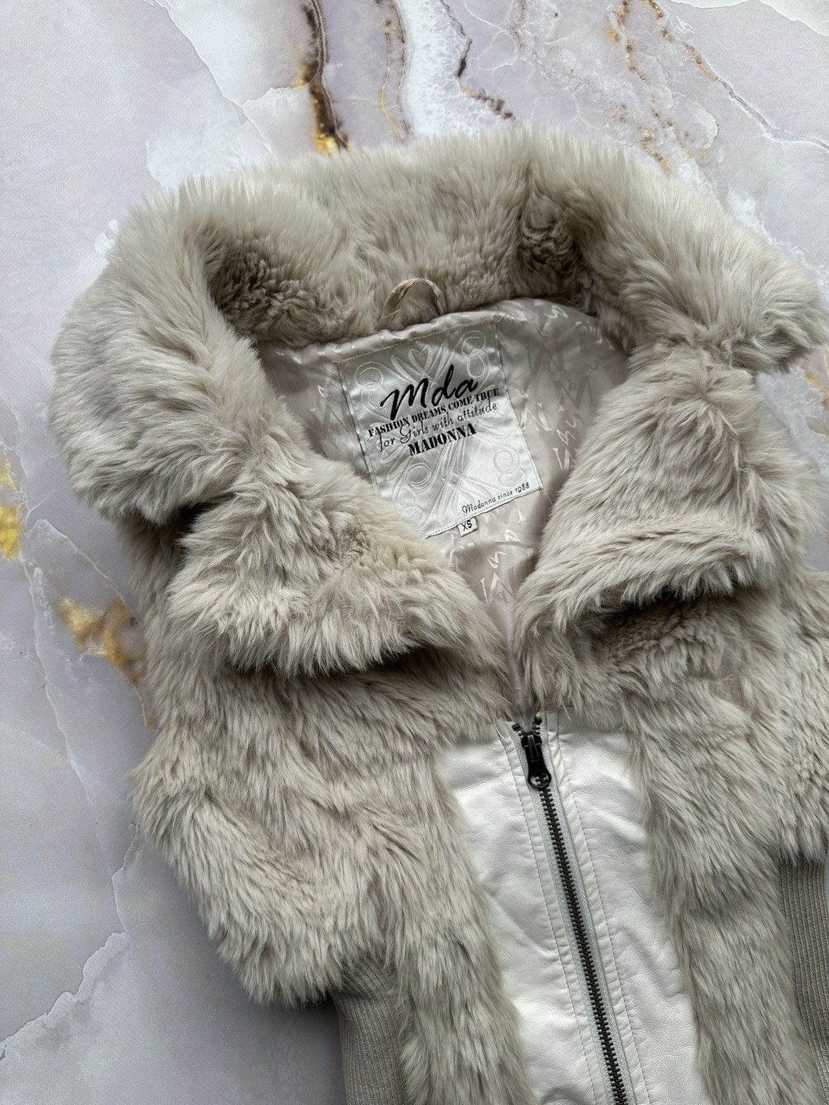 Japanese Brand Vintage Vest With Faux Fur Size XS / US 0-2 / IT 36-38 - 2 Thumbnail