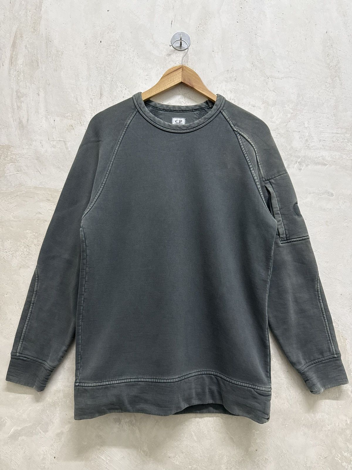 C.P. Company Distressed Sun Faded CP Company Sweatshirt Size US M / EU 48-50 / 2 - 1 Thumbnail