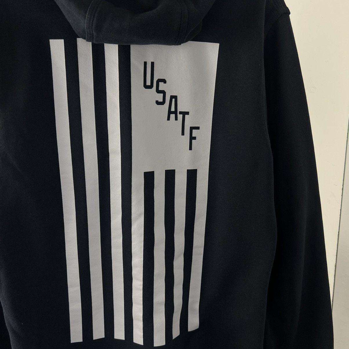 Nike Vintage Nike USATF Big Logo Zip Up Hoodie Size US S / EU 44-46 / 1 - 4 Thumbnail