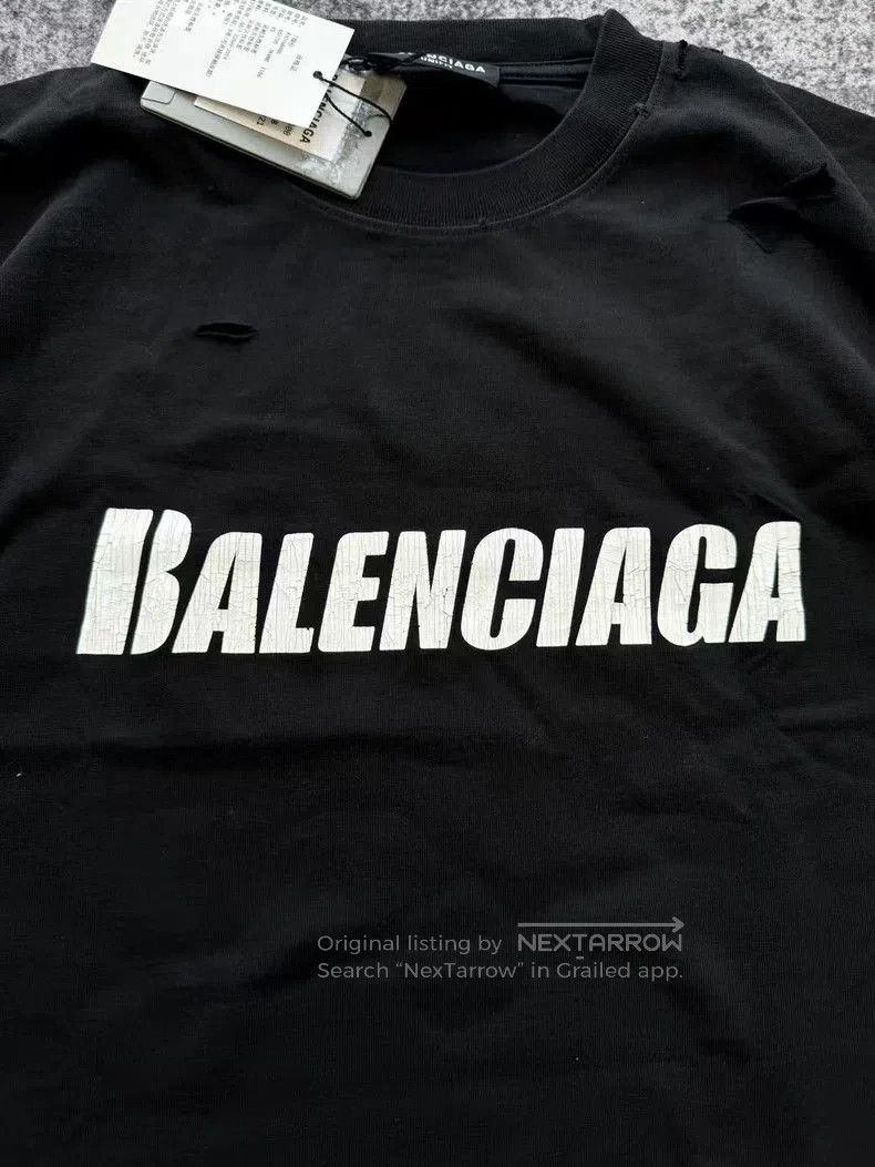 Balenciaga Balenciaga Black Distressed Short Sleeve. Size US XS / EU 42 / 0 - 6 Thumbnail