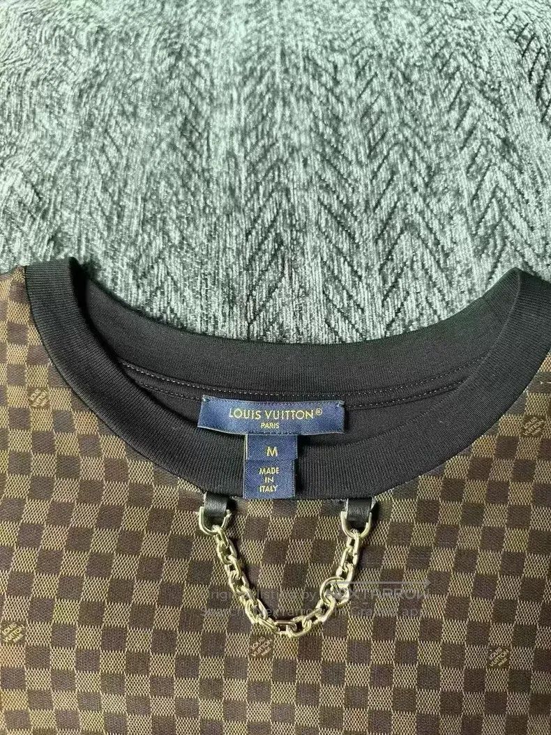 Louis Vuitton Louis Vuitton Checkerboard chain short sleeve Size US M / EU 48-50 / 2 - 3 Thumbnail