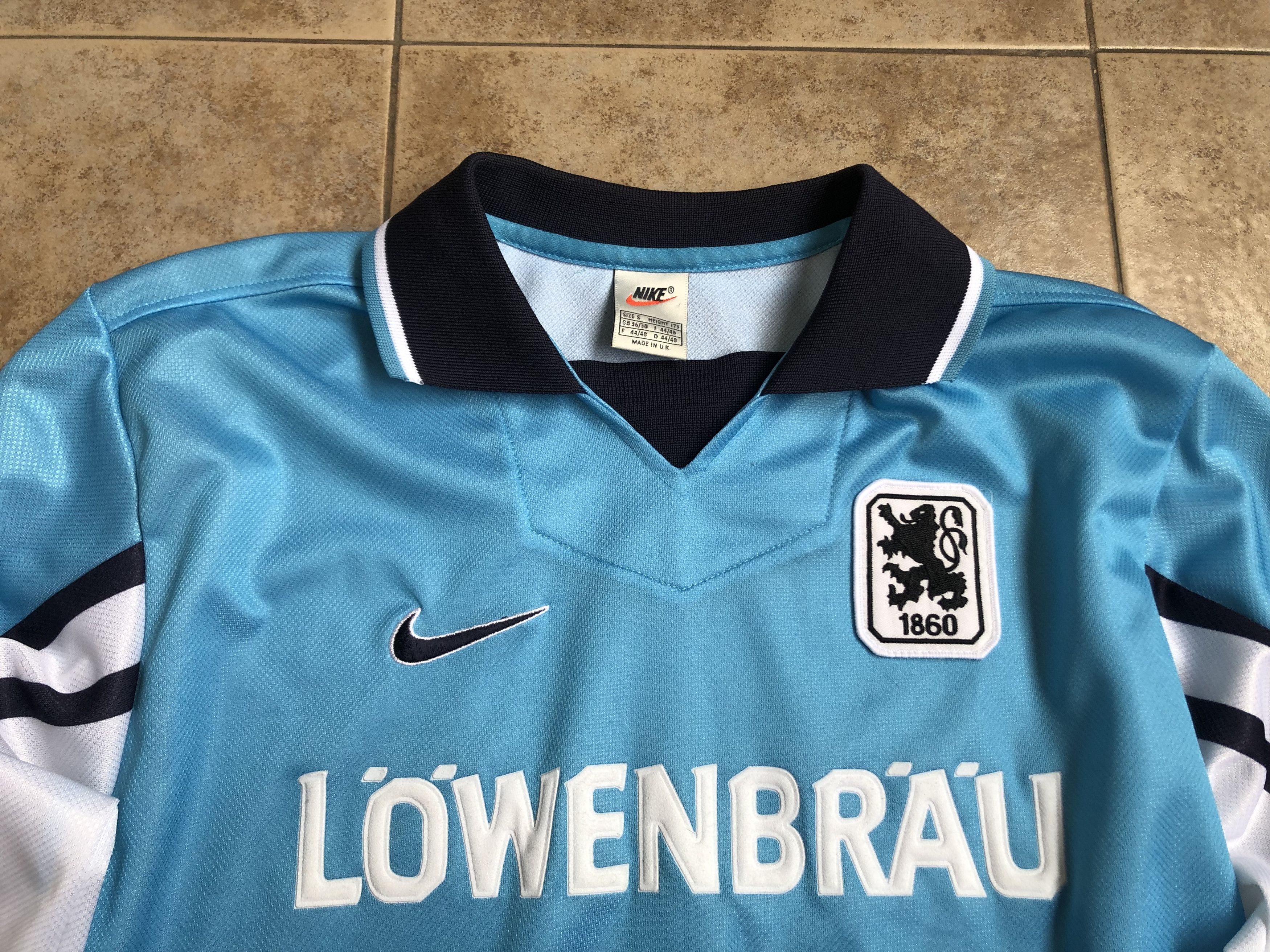 Nike 1860 Munich Home football shirt 1997-1998 Size S Size US S / EU 44-46 / 1 - 6 Thumbnail
