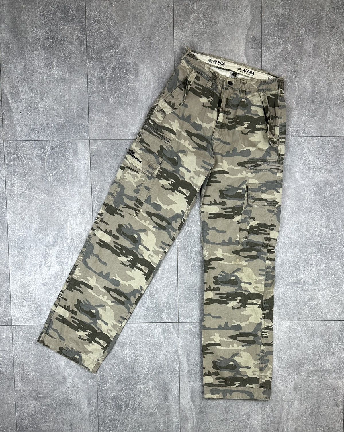 Alpha Industries Alpha Industries Cargo Camo Mens Pants Size US 29 - 2 Thumbnail