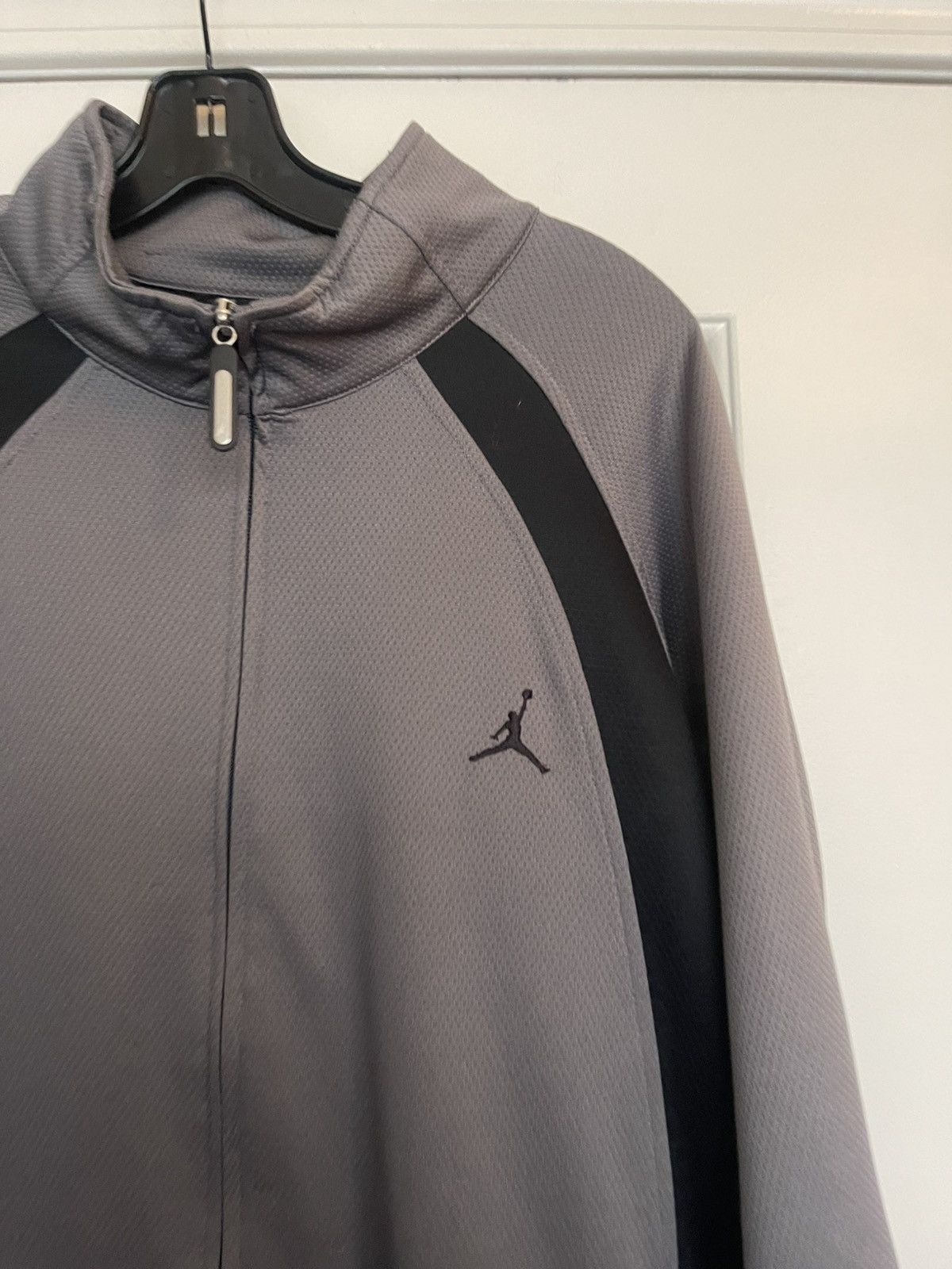 Jordan Brand × Nike × Vintage AIR JORDAN Full Zip Two Tone Track Jacket Polyester Size US L / EU 52-54 / 3 - 2 Thumbnail