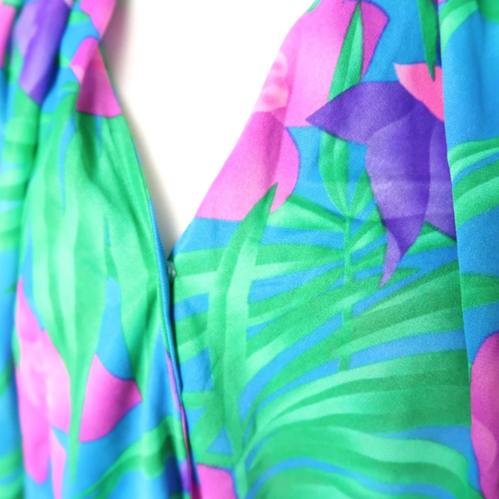 Vintage VINTAGE Sandcastle Coverup Shirt 1980s Green Purple Tropical Floral Leaf Nylon M Womens Size ONE SIZE - 2 Thumbnail
