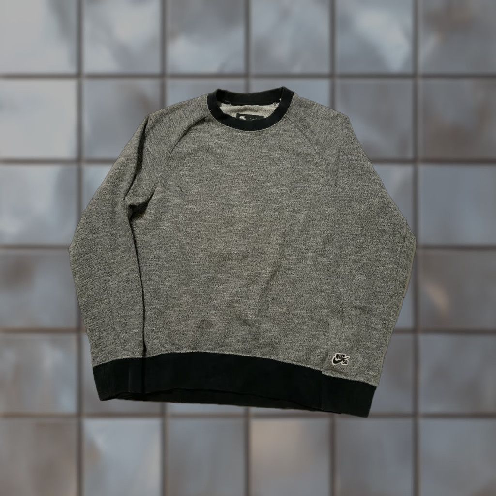Nike Nike SB Sweatshirt Everett Speckled Terry Fleece Crewneck Sz. M Men Black Size US M / EU 48-50 / 2 - 1 Thumbnail