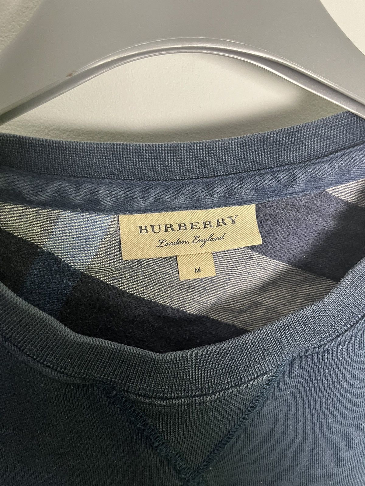 Burberry 🟦 Burberry Crewneck Size US M / EU 48-50 / 2 - 2 Thumbnail
