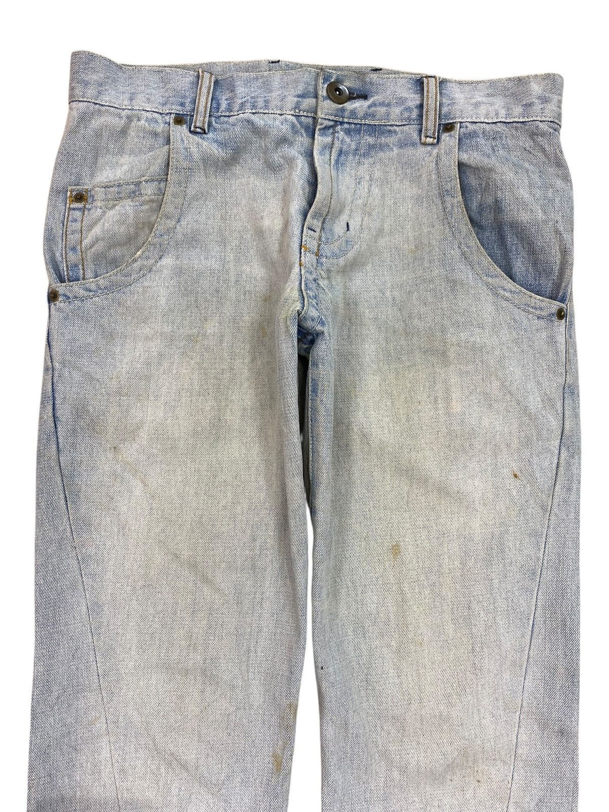 Japanese Brand Japanese Brand Faded Light Wash Style Buckle Back Jeans Size US 31 - 2 Thumbnail