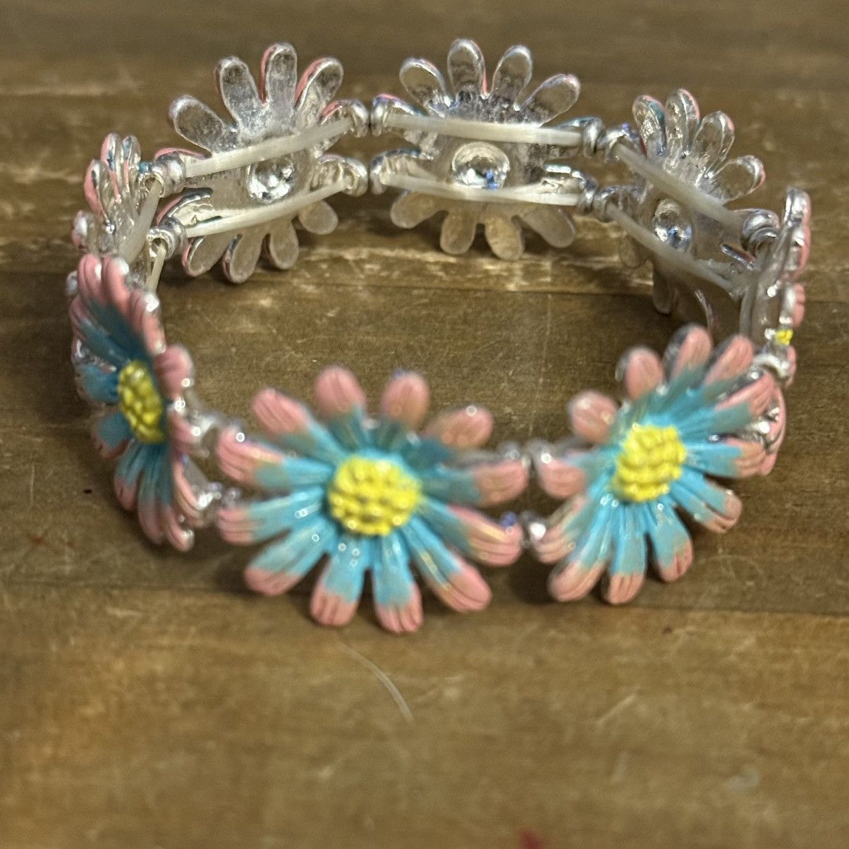 Other Silver tone floral multicolor sunflower bracelet set Size ONE SIZE - 3 Thumbnail