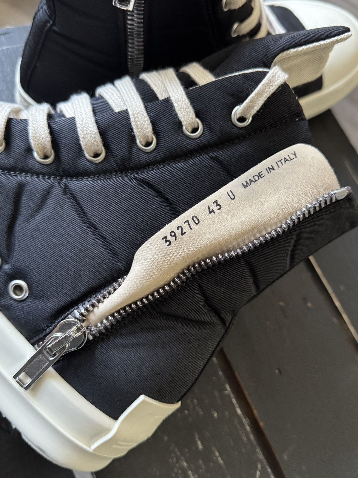 Rick Owens Rick Owens DRKSHDW Strobe Padded Black Milk Size US 10 / EU 43 - 6 Thumbnail