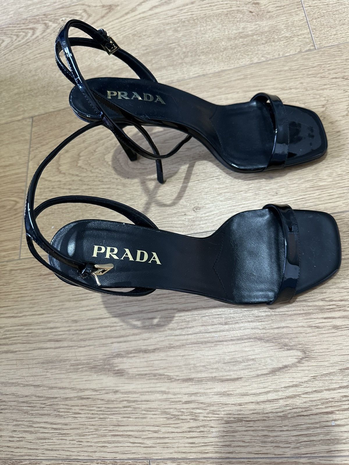 Prada Prada pantent leather 85mm sandal heels Size US 5.5 / IT 35.5 - 11 Thumbnail