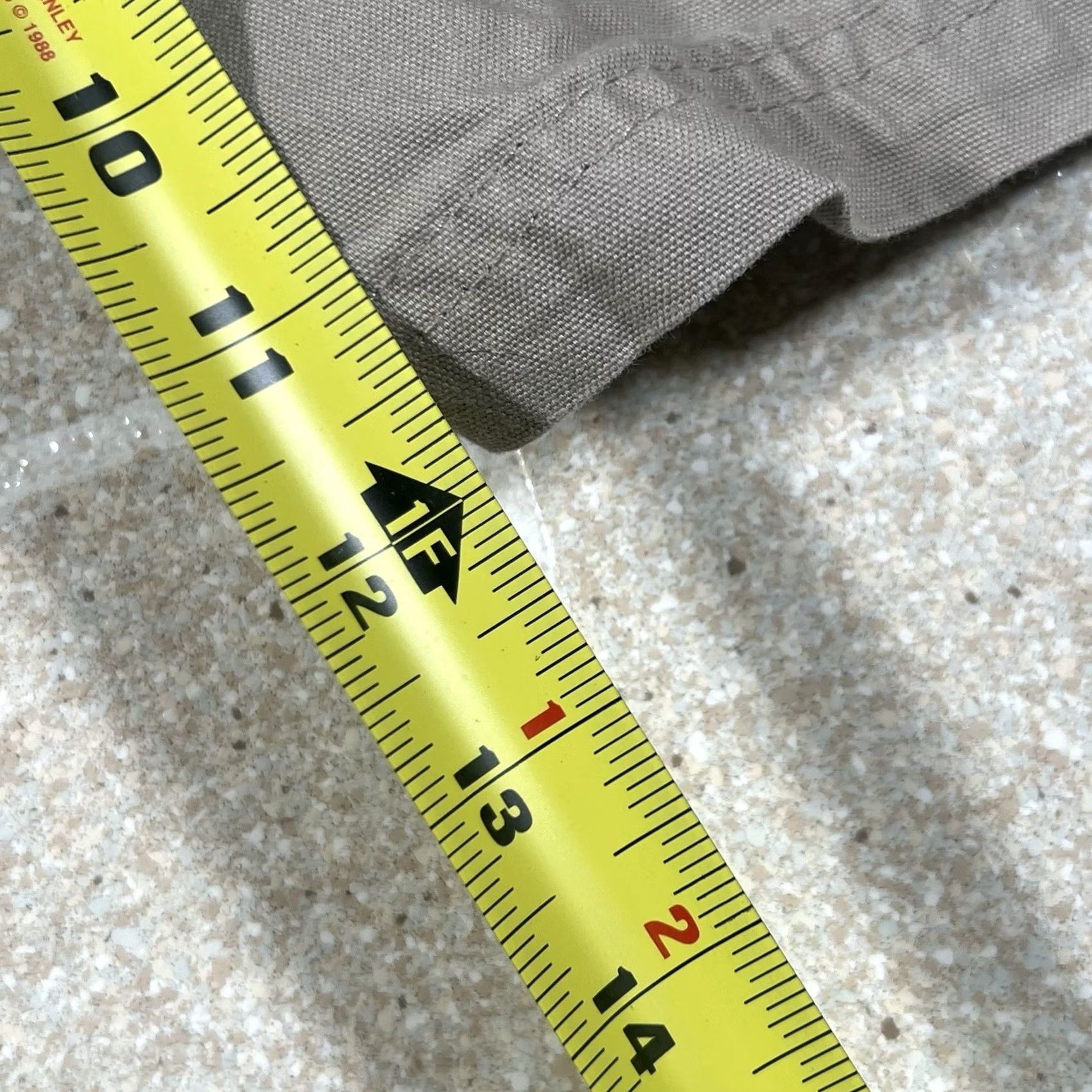 Carhartt VINTAGE Carhartt Workwear Cargo Shorts Men 32 Tan Brown Outdoor 12 Inseam Mens 32 Brown Cargo Shorts Size US 32 / EU 48 - 7 Thumbnail