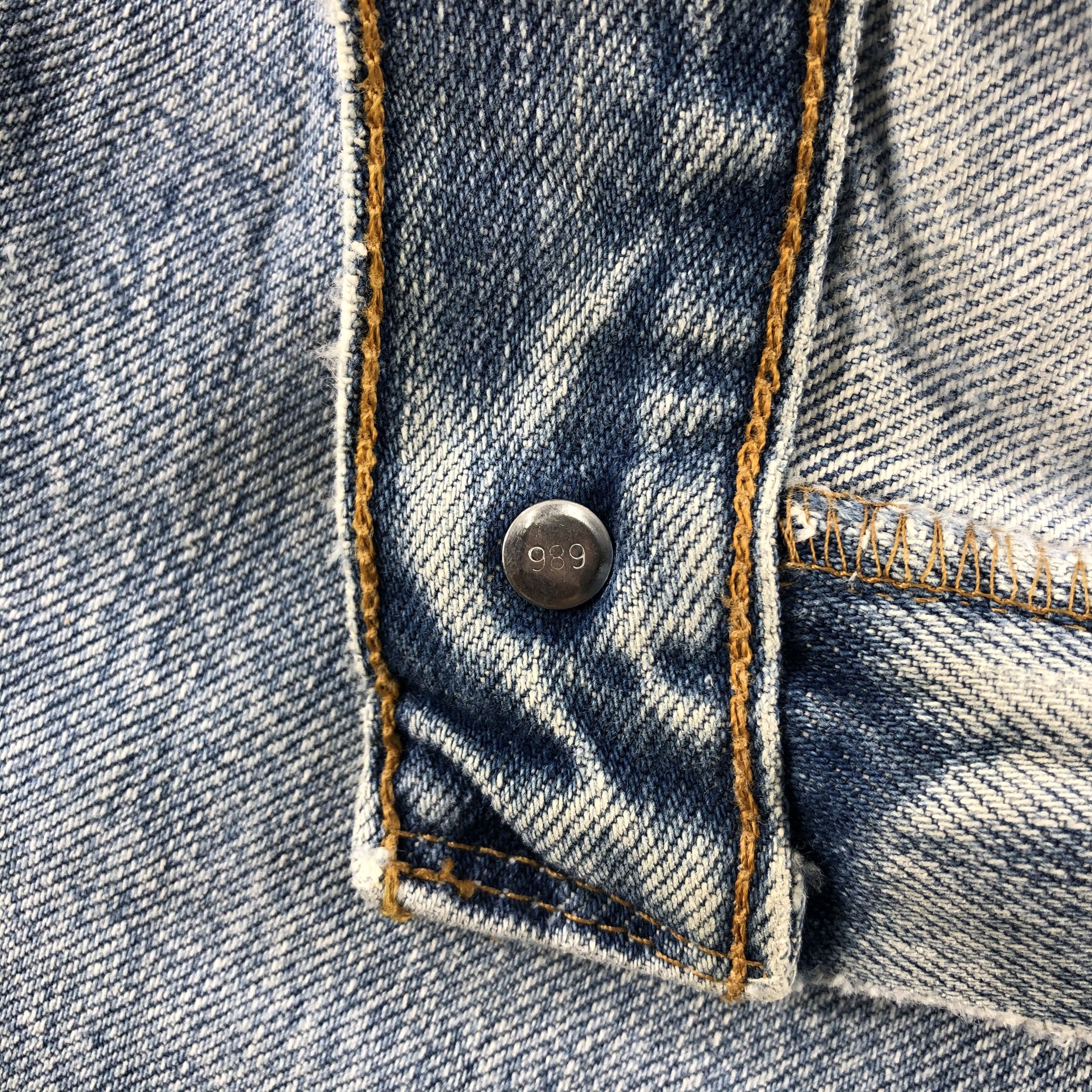 Levi's Light Wash Vintage Levis 550 Jeans-J1100 Size US 33 - 9 Thumbnail