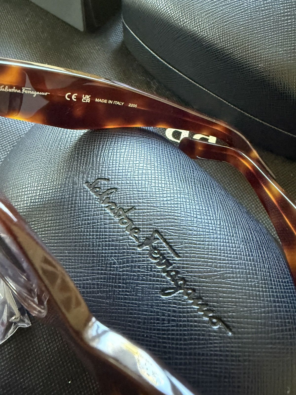 Salvatore Ferragamo Ferragamo Tortoise Cateye Sunglasses Size ONE SIZE - 3 Thumbnail