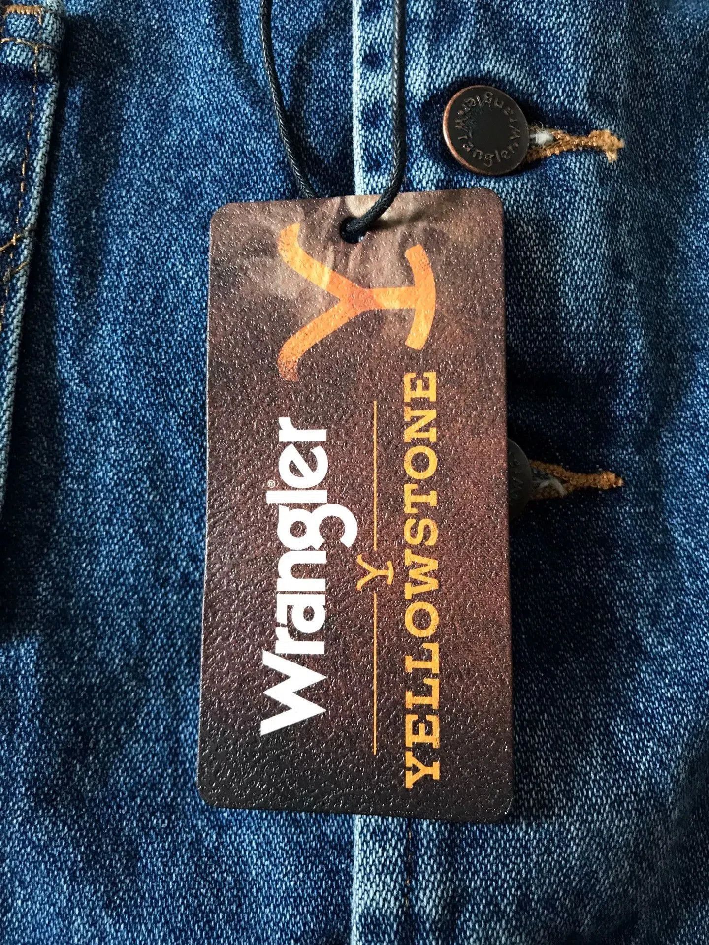 Wrangler Wrangler x Yellowstone Denim Vest. Size US M / EU 48-50 / 2 - 7 Thumbnail