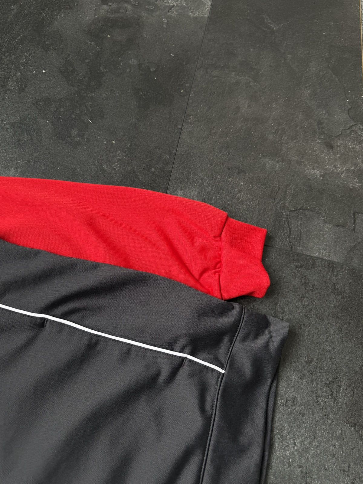 Nike × Streetwear × Vintage Vintage big swoosh rare Nike zip sweatshirt Size US XS / EU 42 / 0 - 7 Thumbnail