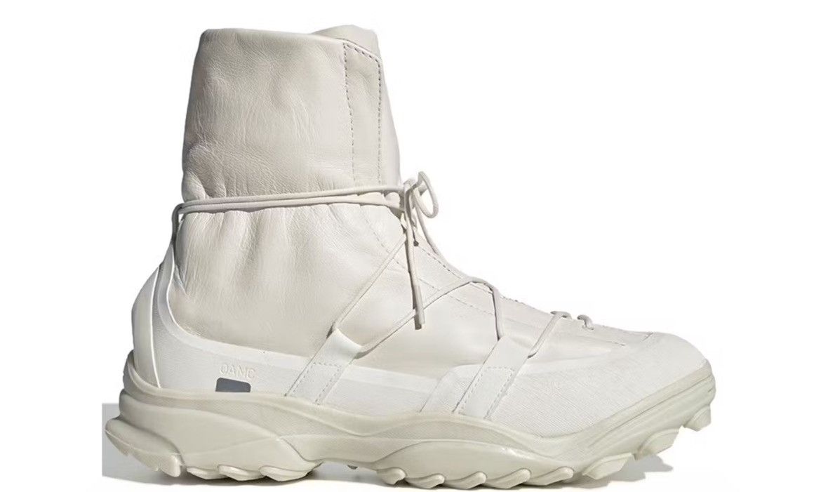 Type 0-3 Leather Sneakers