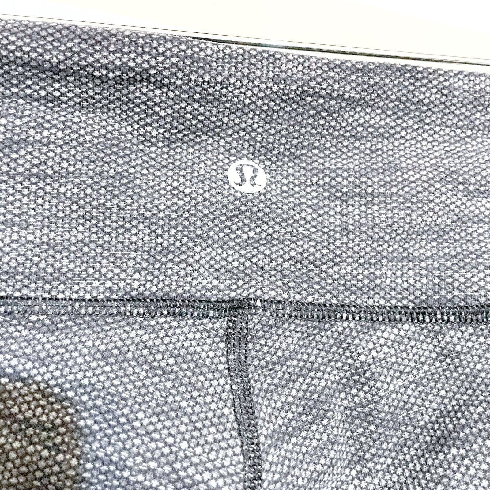 Lululemon LULULEMON WUNDER UNDER PANT WOMEN'S SIZE 4 Size 27" / US 4 / IT 40 - 3 Thumbnail