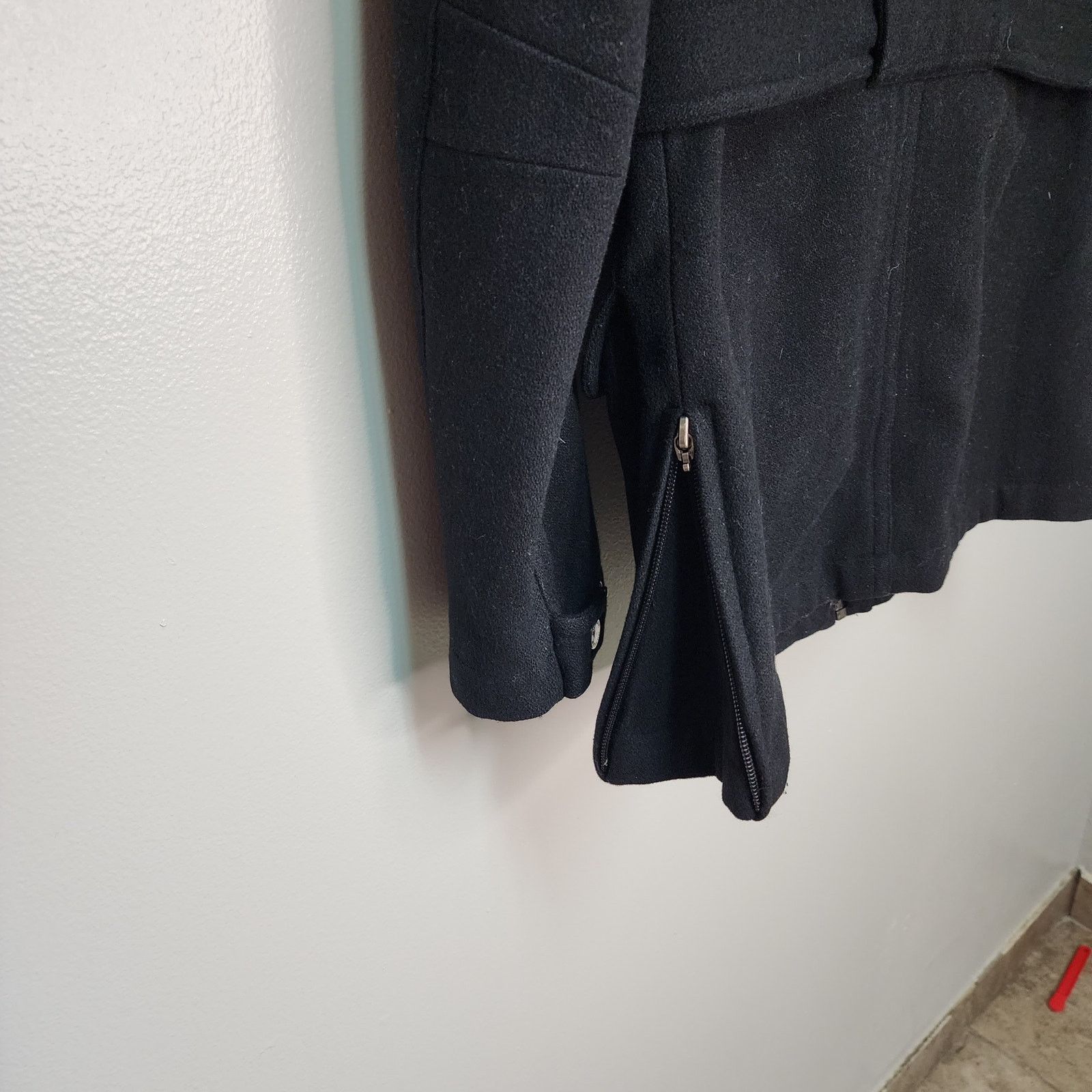 Tommy Hilfiger Vintage Women's Hilfiger Belted Wool Coat size XS Size XS / US 0-2 / IT 36-38 - 9 Thumbnail