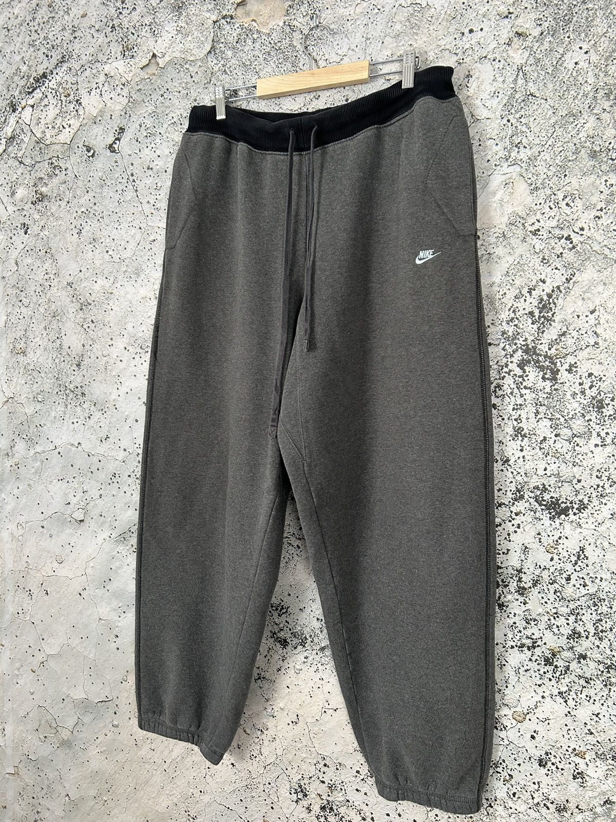 Nike Vintage Nike Y2K Swoosh Sweatpants Baggy Drill Rap Size US 36 / EU 52 - 2 Thumbnail
