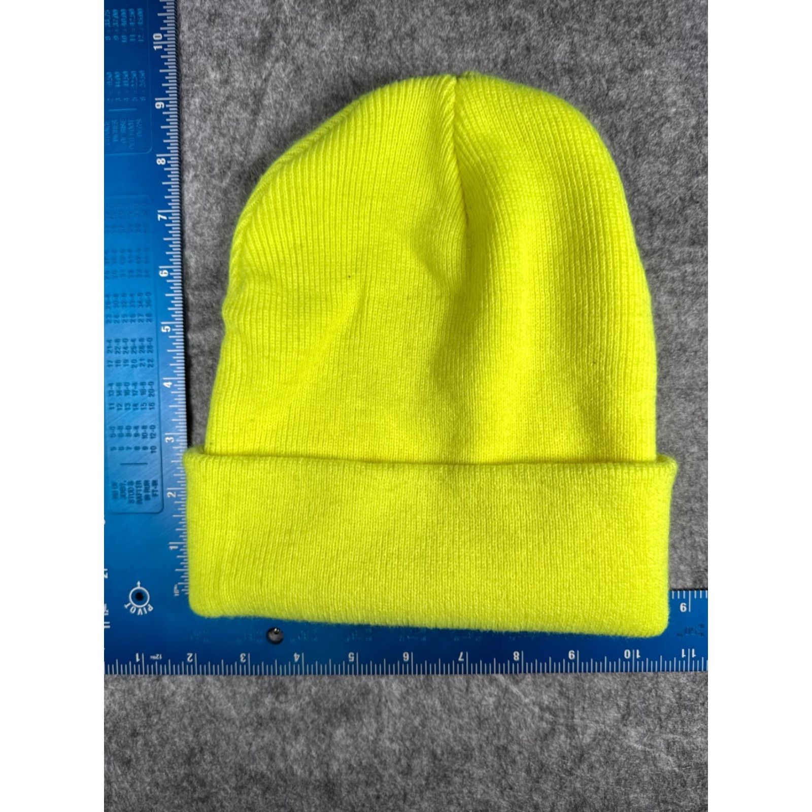 Dickies Dickies Beanie One Size Adult Yellow Knit 100% Acrylic Snow Ski Workwear Casual, Winter Mens Beanie Size ONE SIZE - 3 Thumbnail