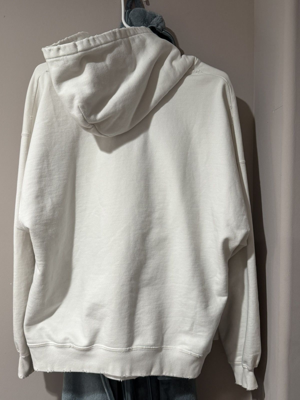 Balenciaga Balenciaga Hoodie White (Fits S-M) Size US M / EU 48-50 / 2 - 7 Thumbnail