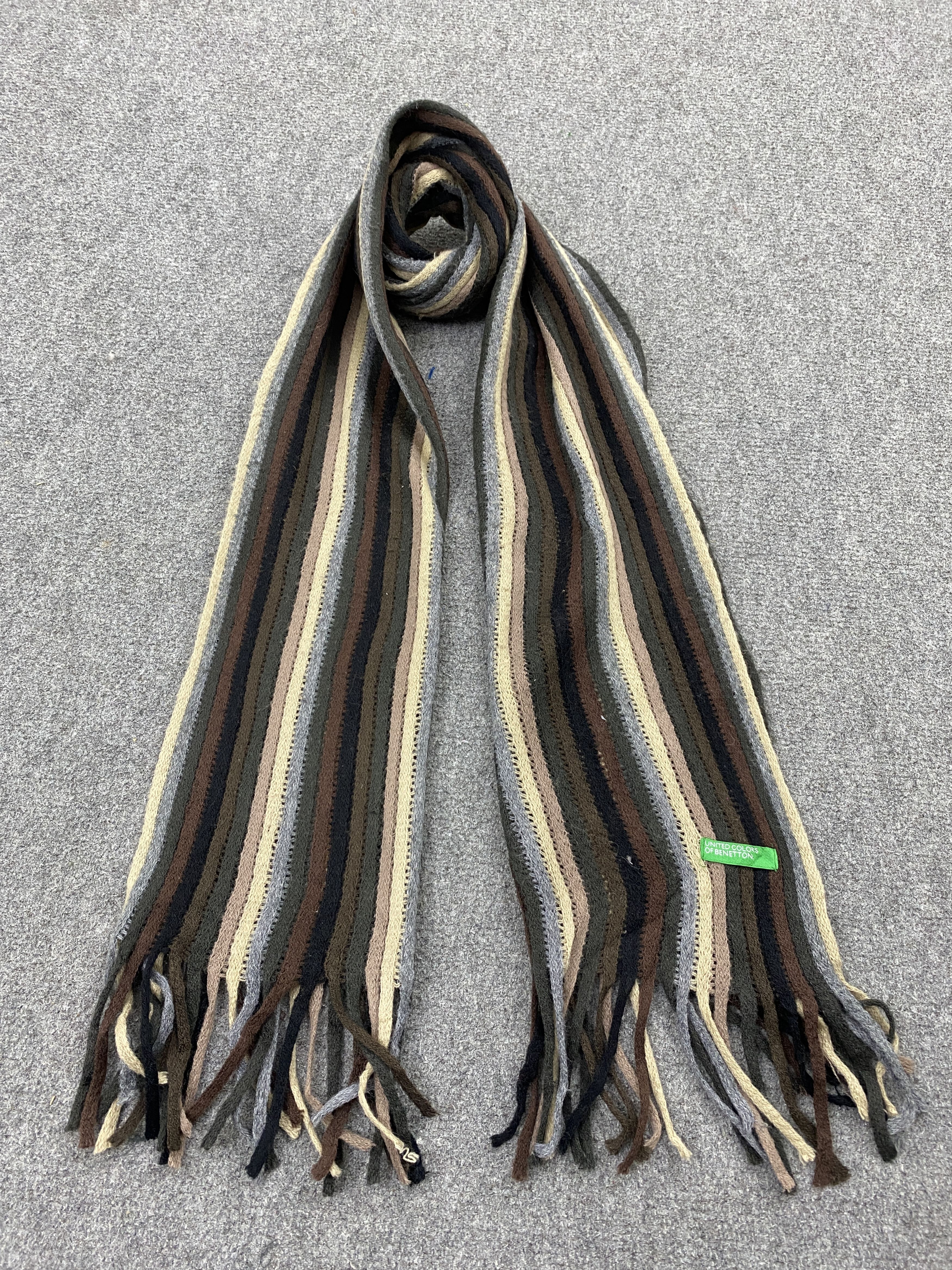 Benetton United Colors Of Benetton Scarf /Muffler /Neckwear - SC0053 Size ONE SIZE - 13 Thumbnail