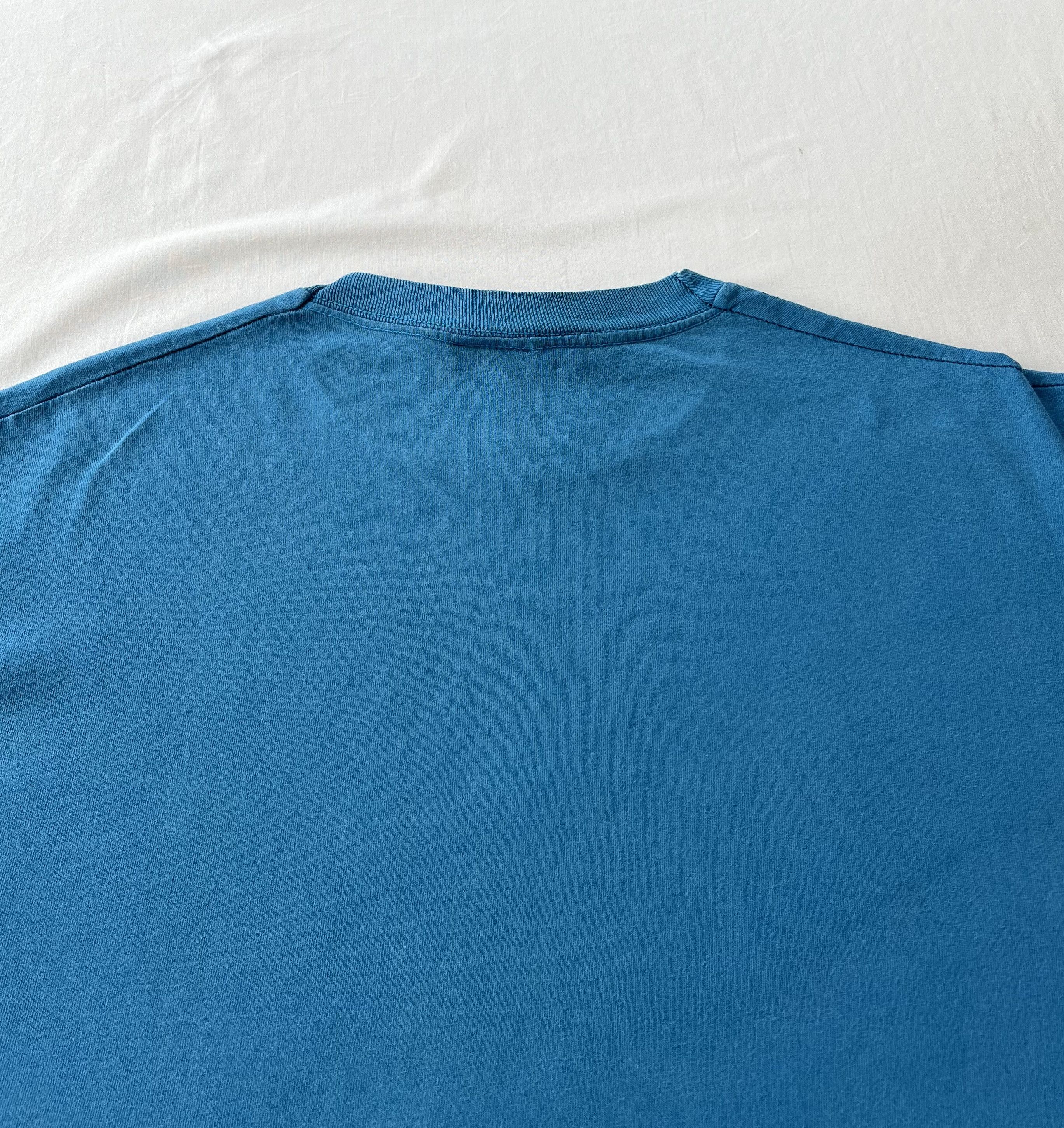 Disney Vintage 90s Disney Pluto Dog Cartoon Blue T-shirt Size US L / EU 52-54 / 3 - 12 Thumbnail