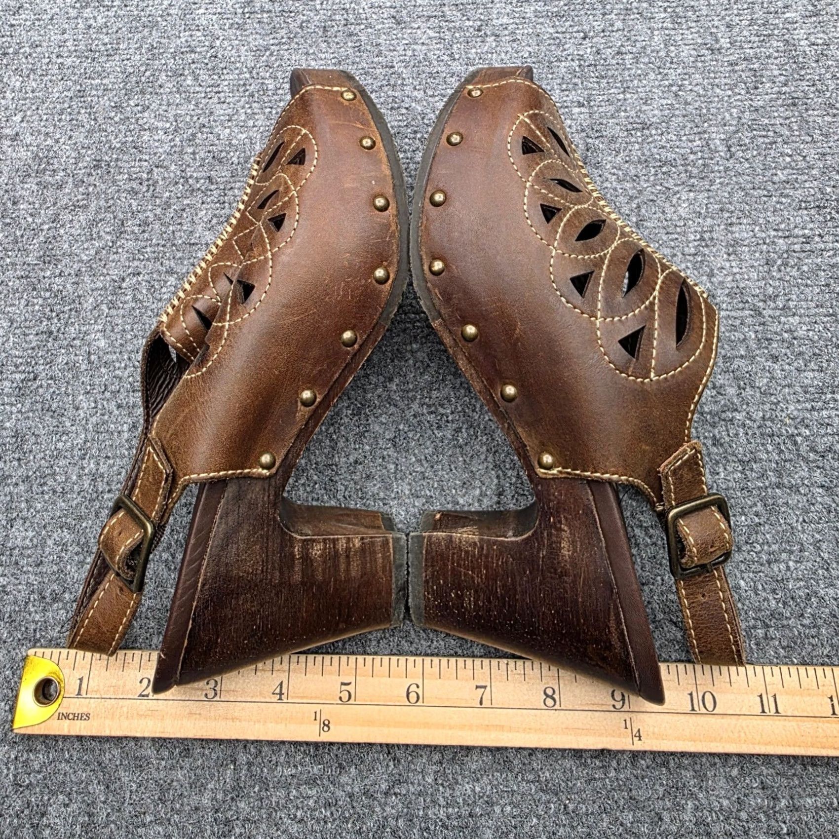 Dansko VINTAGE Dansko Women's Sissy Brown Leather Cut Out Platform Clog Sandals Size 38 Studded Size US 8 / IT 38 - 6 Thumbnail