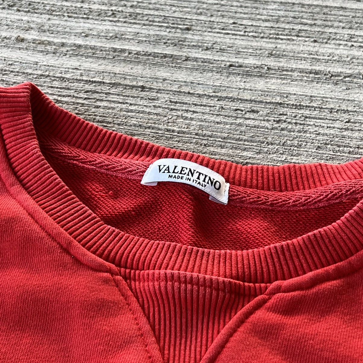 Valentino × Vintage Valentino Rare Vintage Big Logo Sweatshirt Longsleeve Size US XL / EU 56 / 4 - 4 Thumbnail