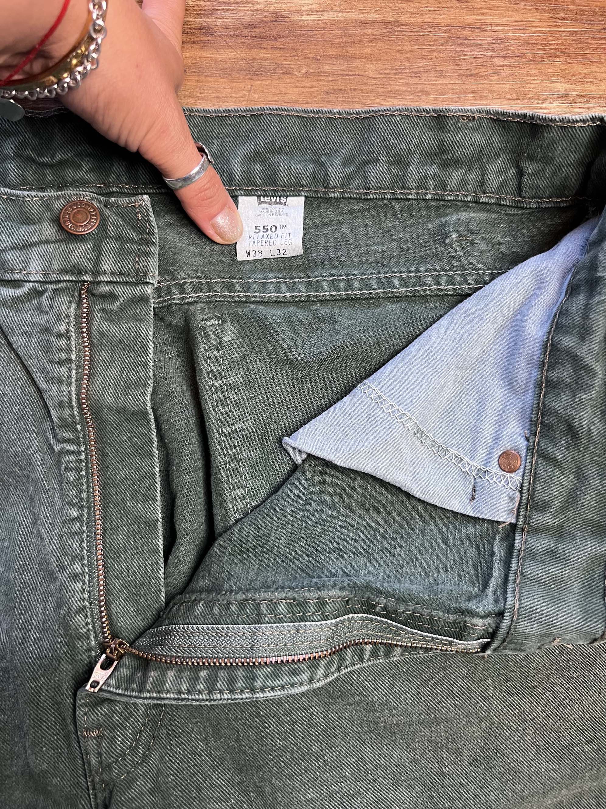Levi's Vintage Clothing Vintage 1990's Levi's 550 Green Tapered Leg Orange Tab Jeans Size US 38 / EU 54 - 4 Thumbnail